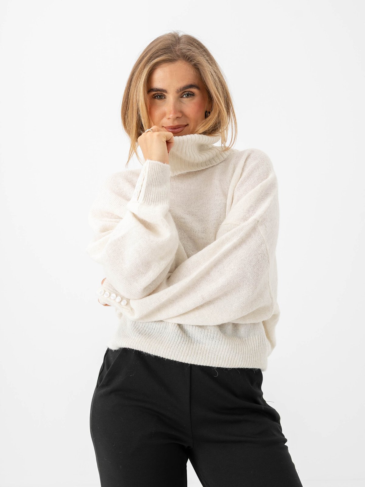 Ichi Kamara Rollneck2 Cloud Dancer