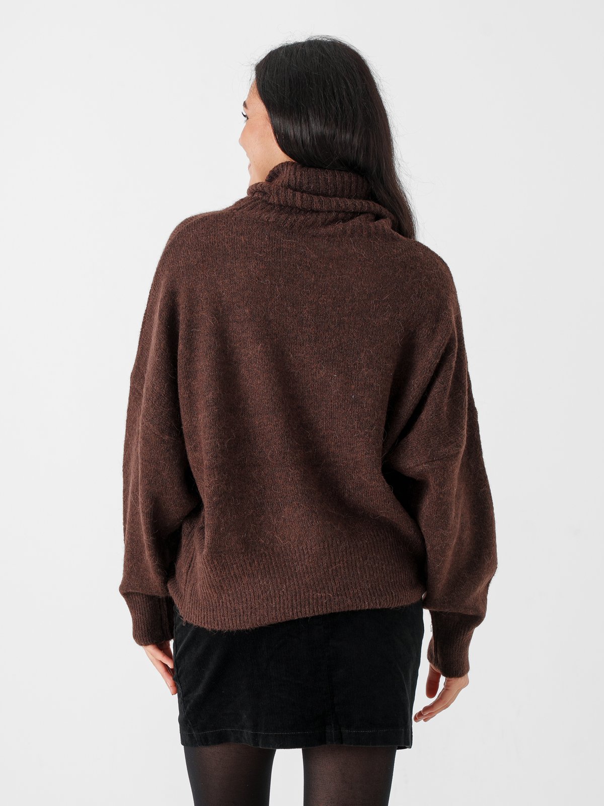 Ichi Kamara Rollneck2 Chicory Coffee