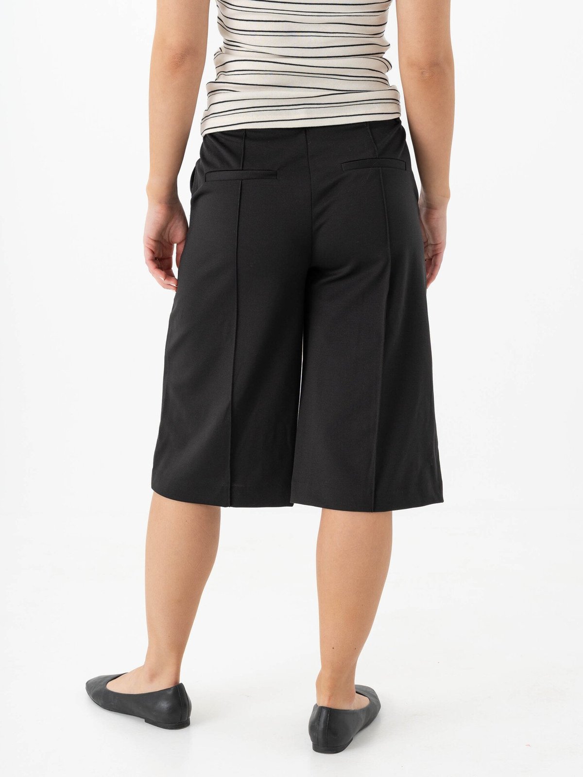 Ichi Kate Bermuda Shorts Black