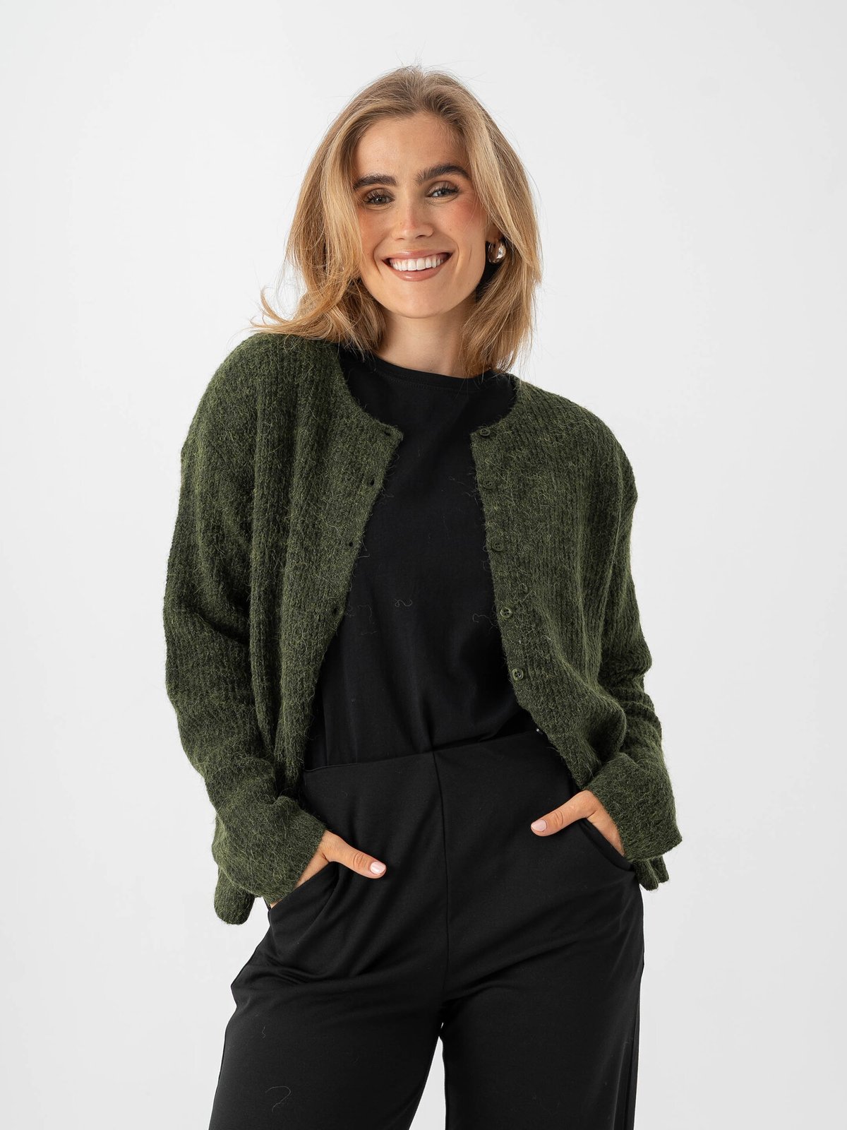 Ichi Kamara Cardigan13 Rifle Green