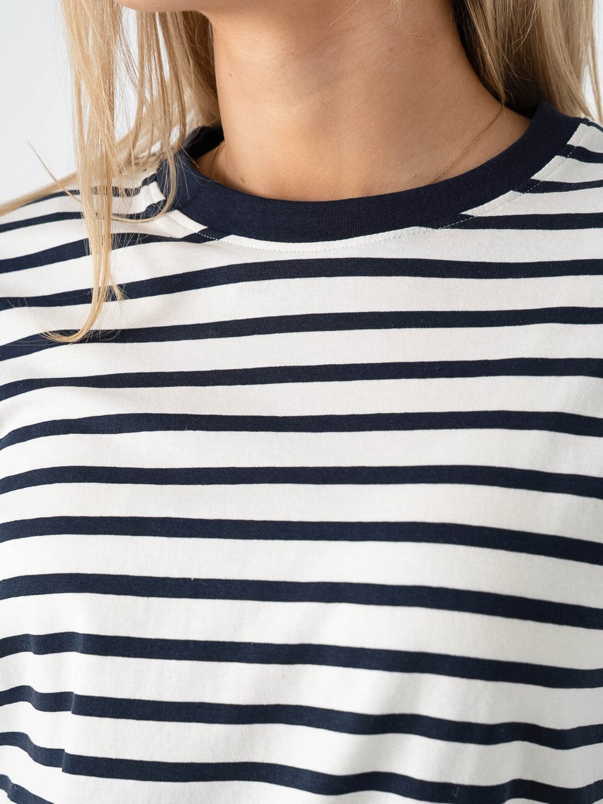 Ichi Mira Loose Long Sleeve 3 Total Eclipse / Cloud Dancer