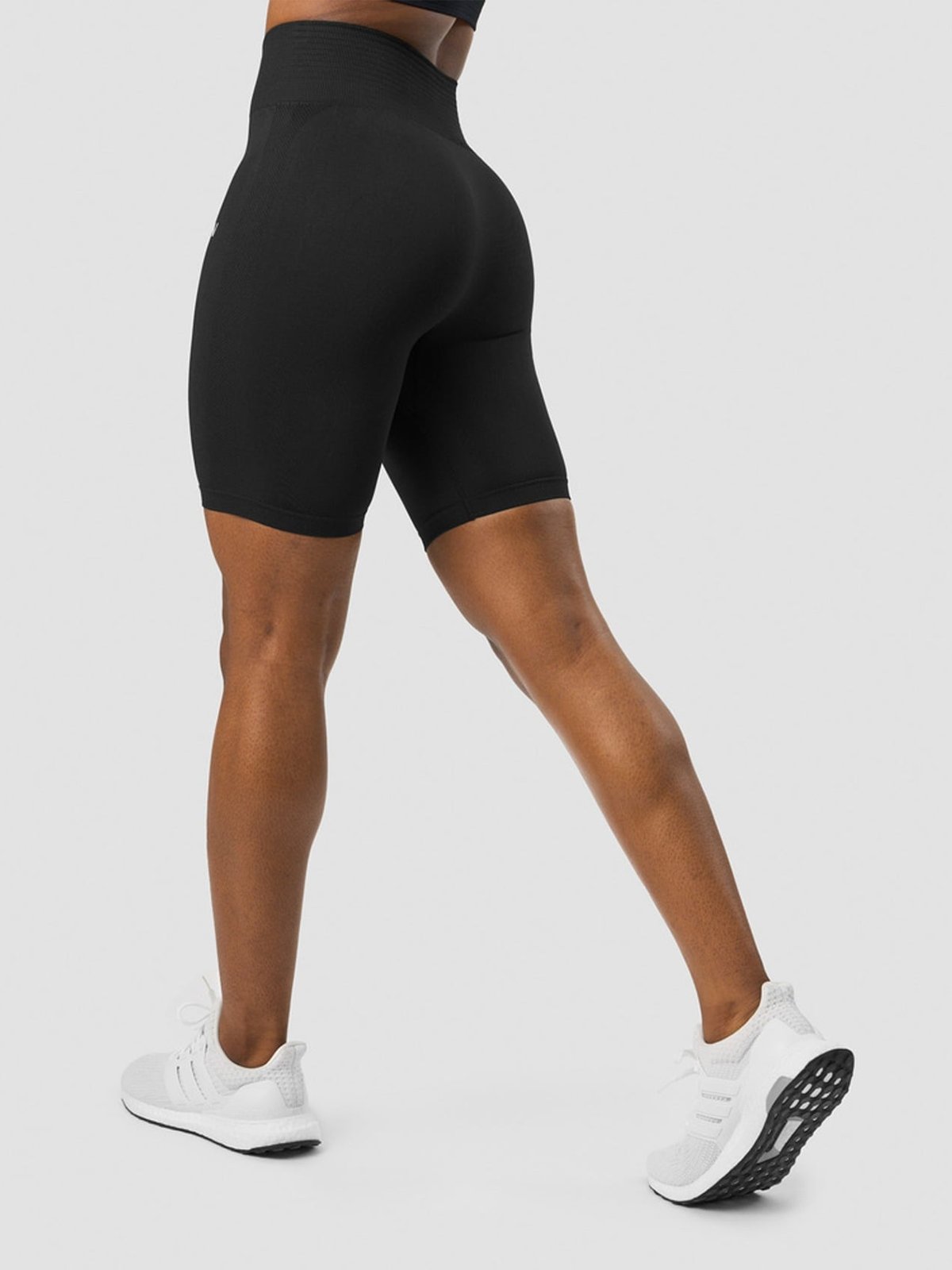 ICIW Define Seamless Biker Shorts Black