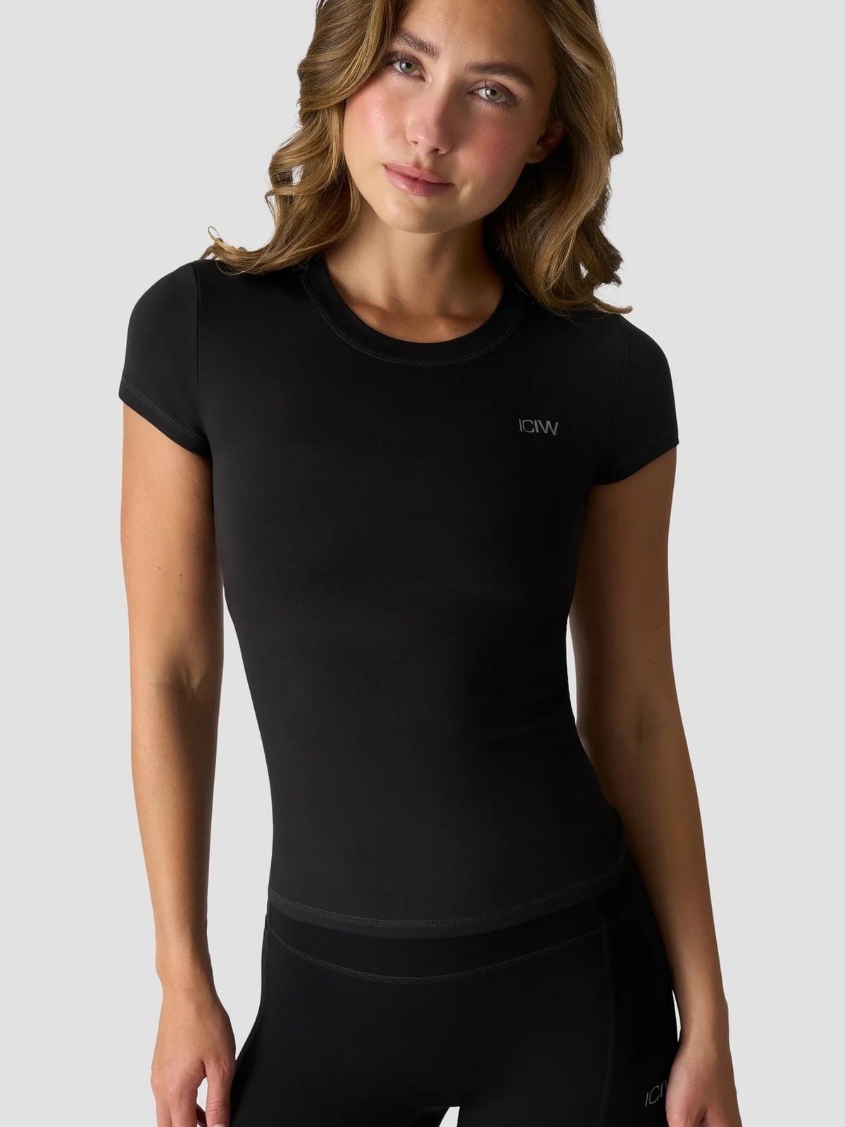 ICIW Luxe Tee Black
