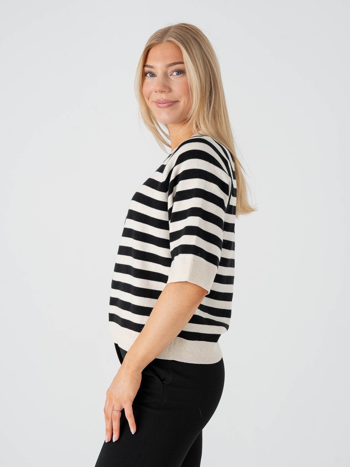 InWear Madie Tee Black / Whisper White Stripe