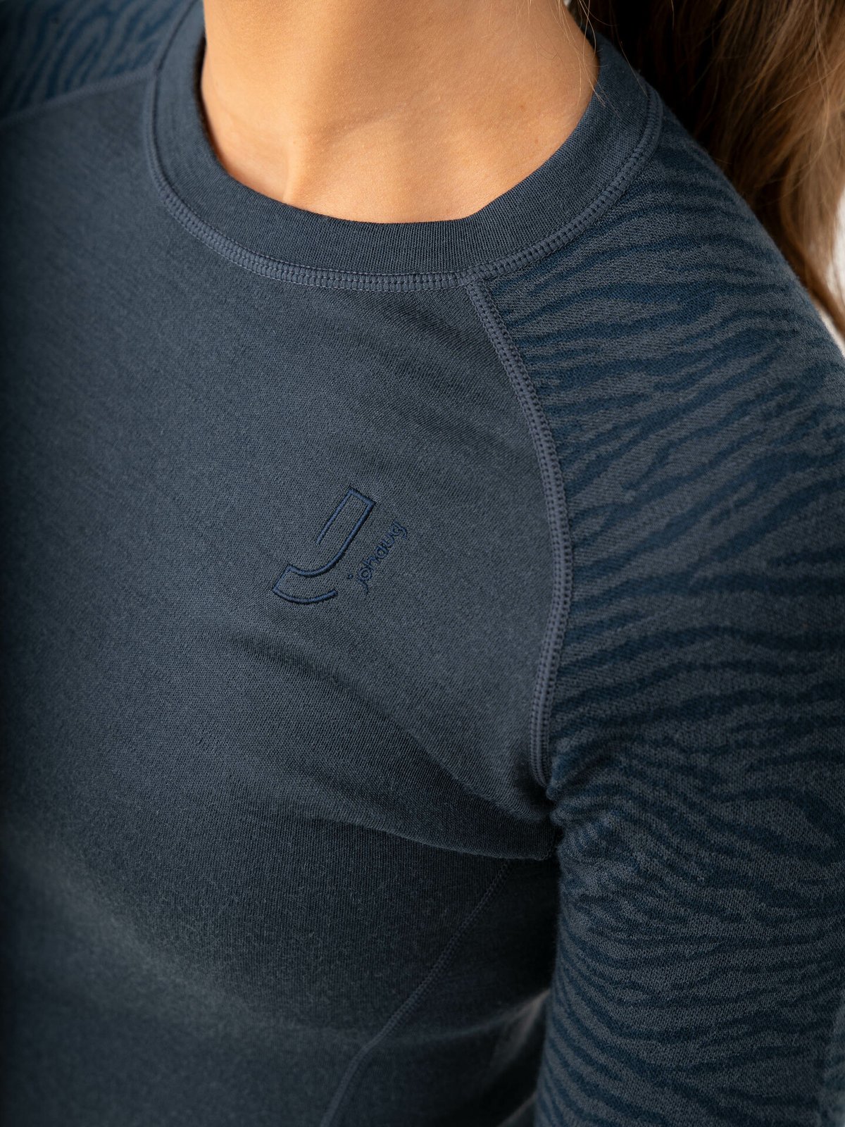 Johaug Elevate Wool Long Sleeve Dark Blue