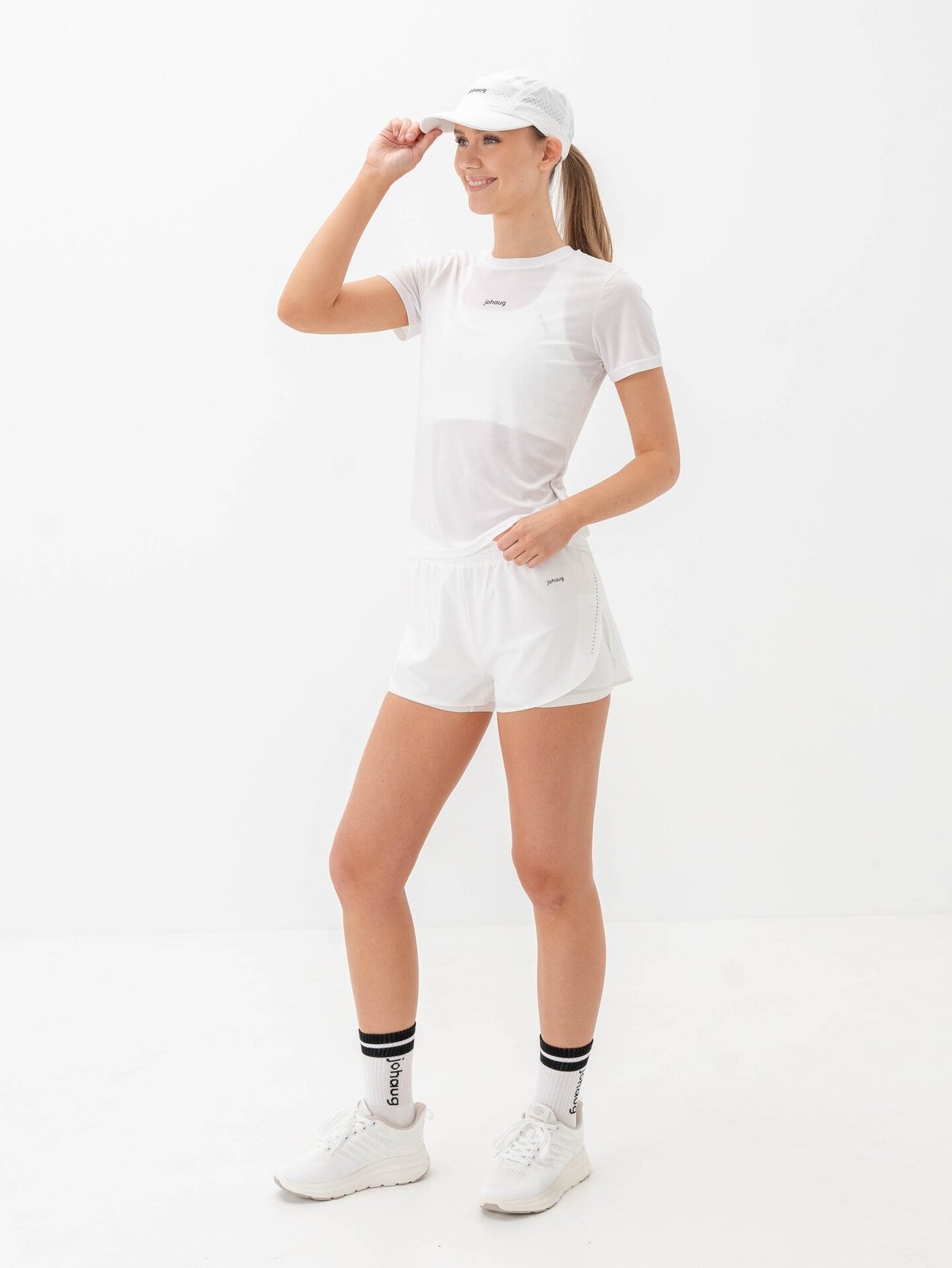 Johaug Discipline Caps White