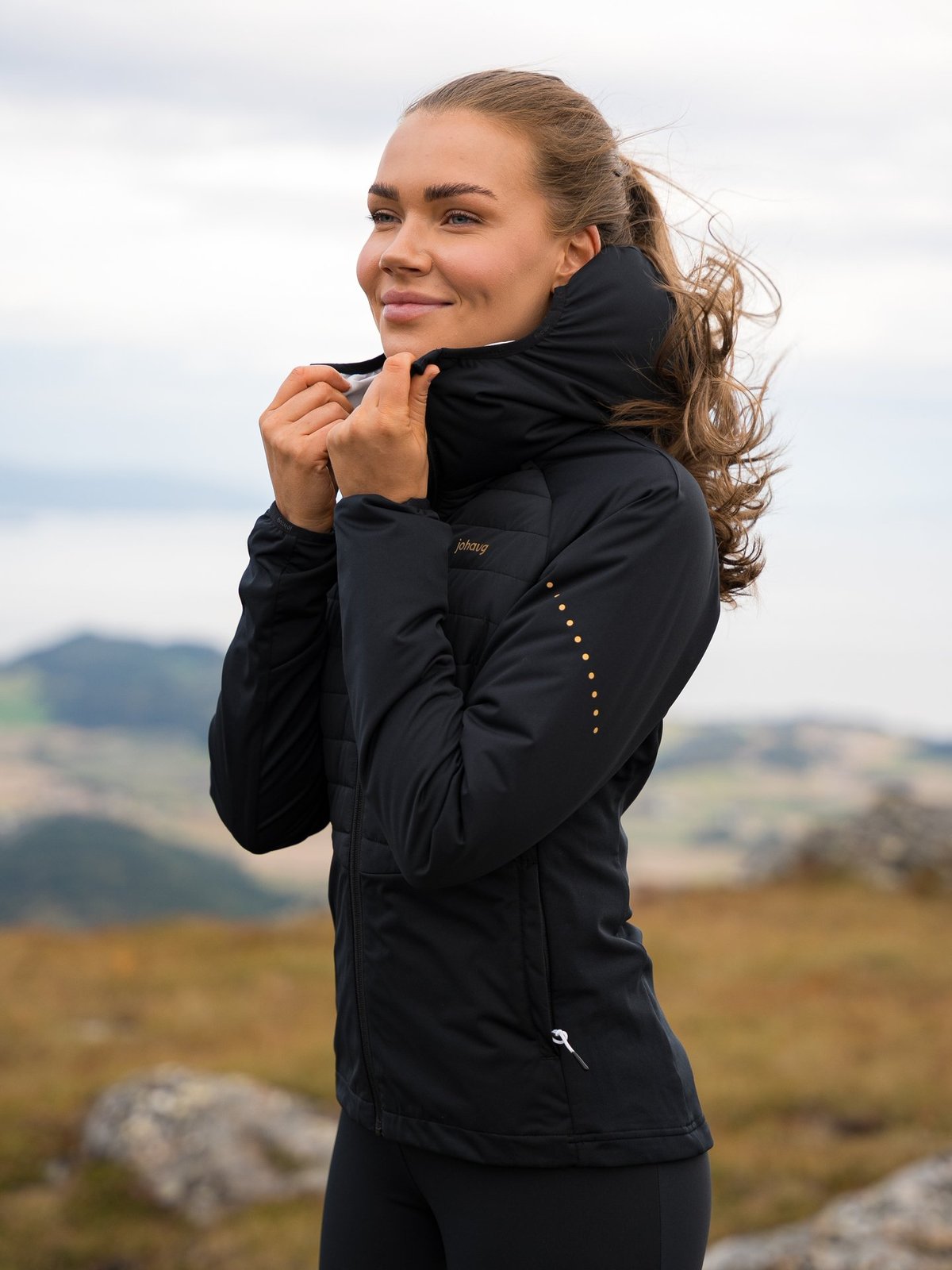 Johaug Powder Jacket Black - Get Inspired Exclusive Collection