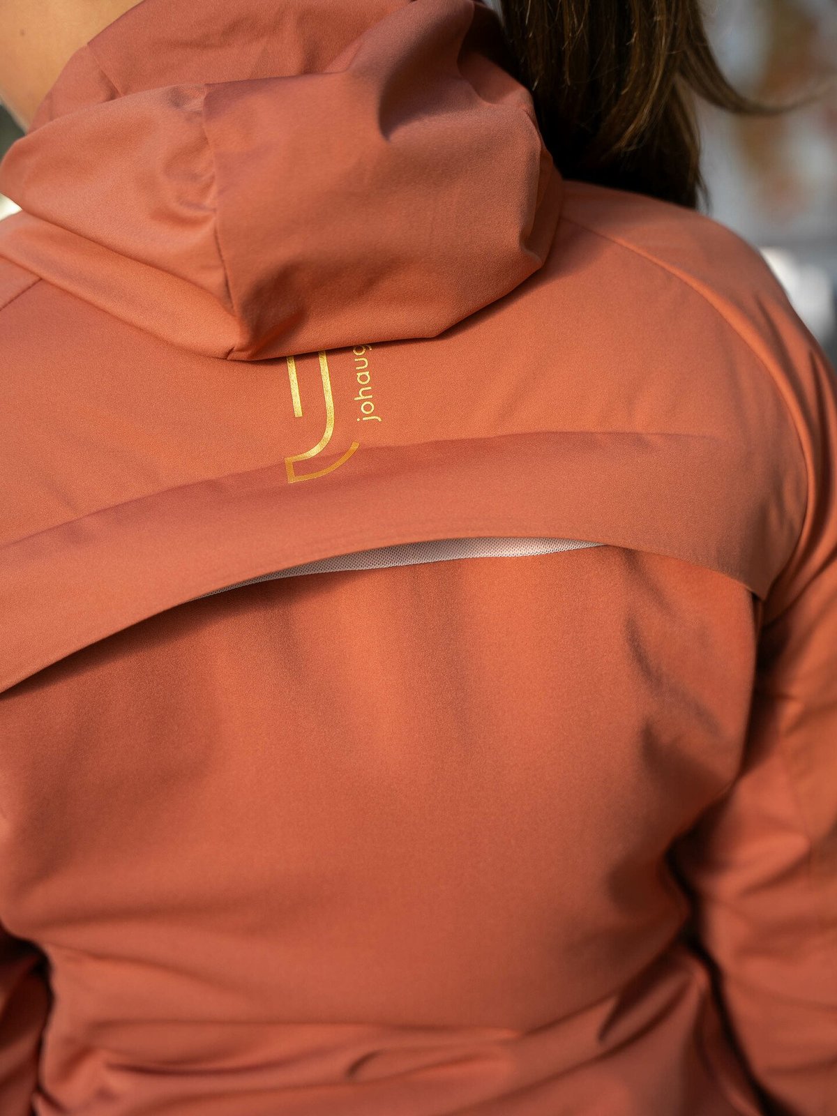 Johaug Powder Jacket Cbrwn - Get Inspired Exclusive Collection