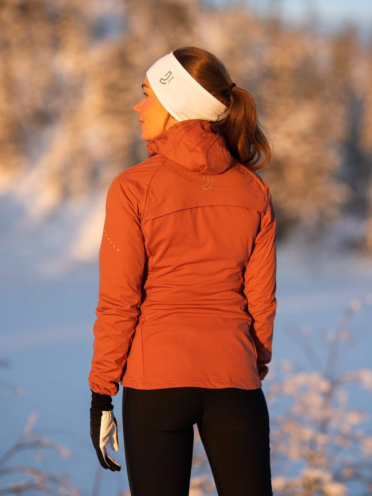 Johaug Powder Jacket Cbrwn - Get Inspired Exclusive Collection