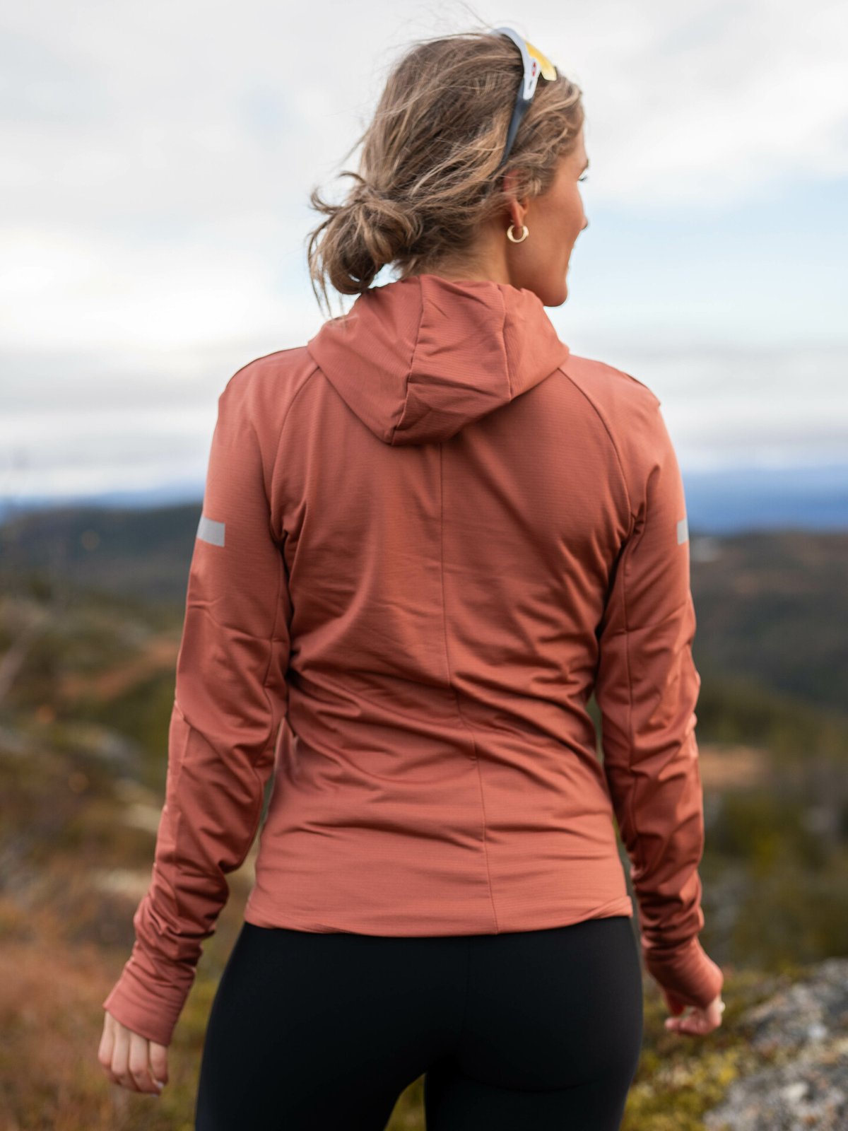 Johaug Gleam Full Zip Cbrwn - Get Inspired Exclusive Collection