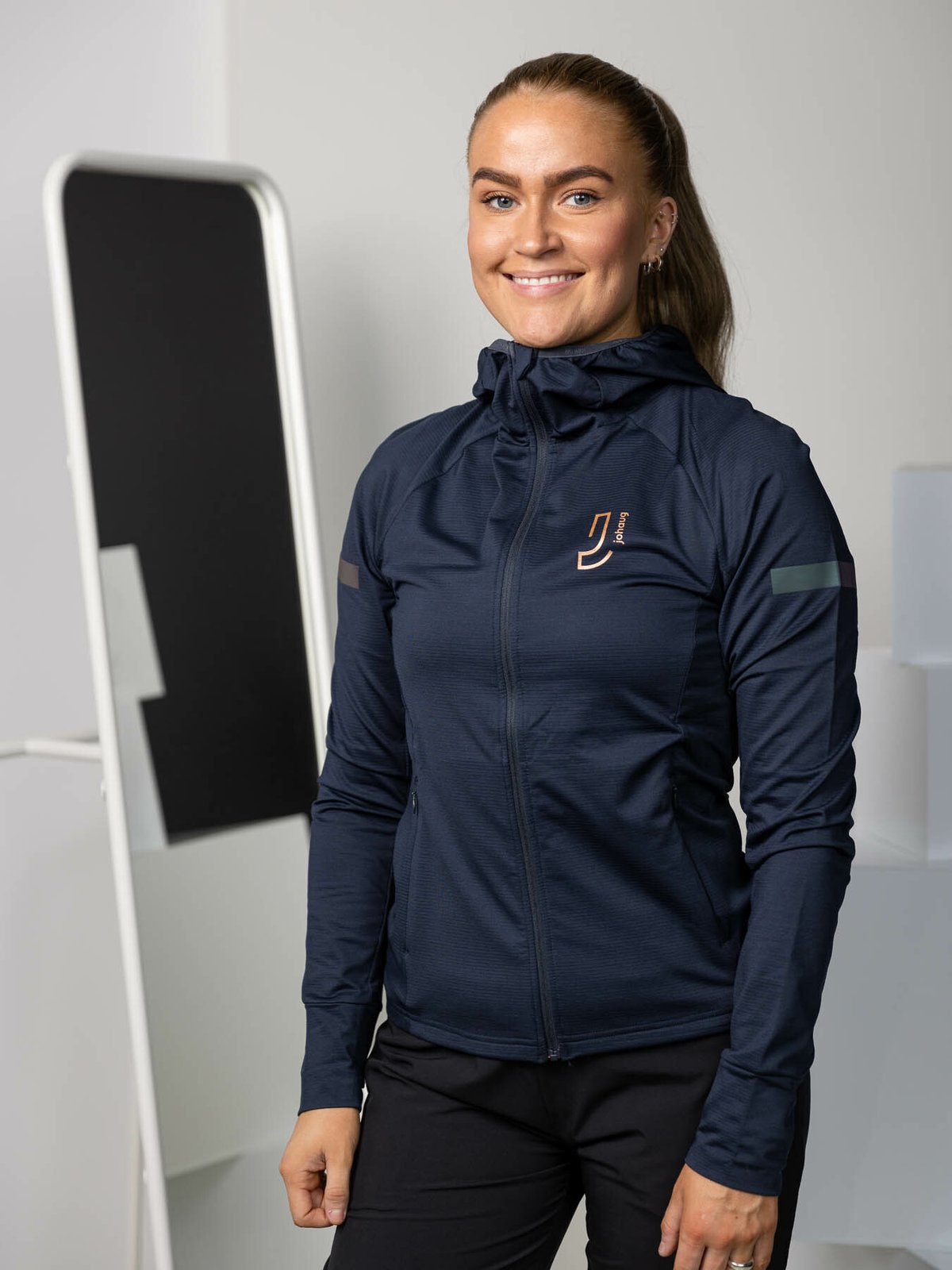 Johaug Gleam Full Zip Ink
