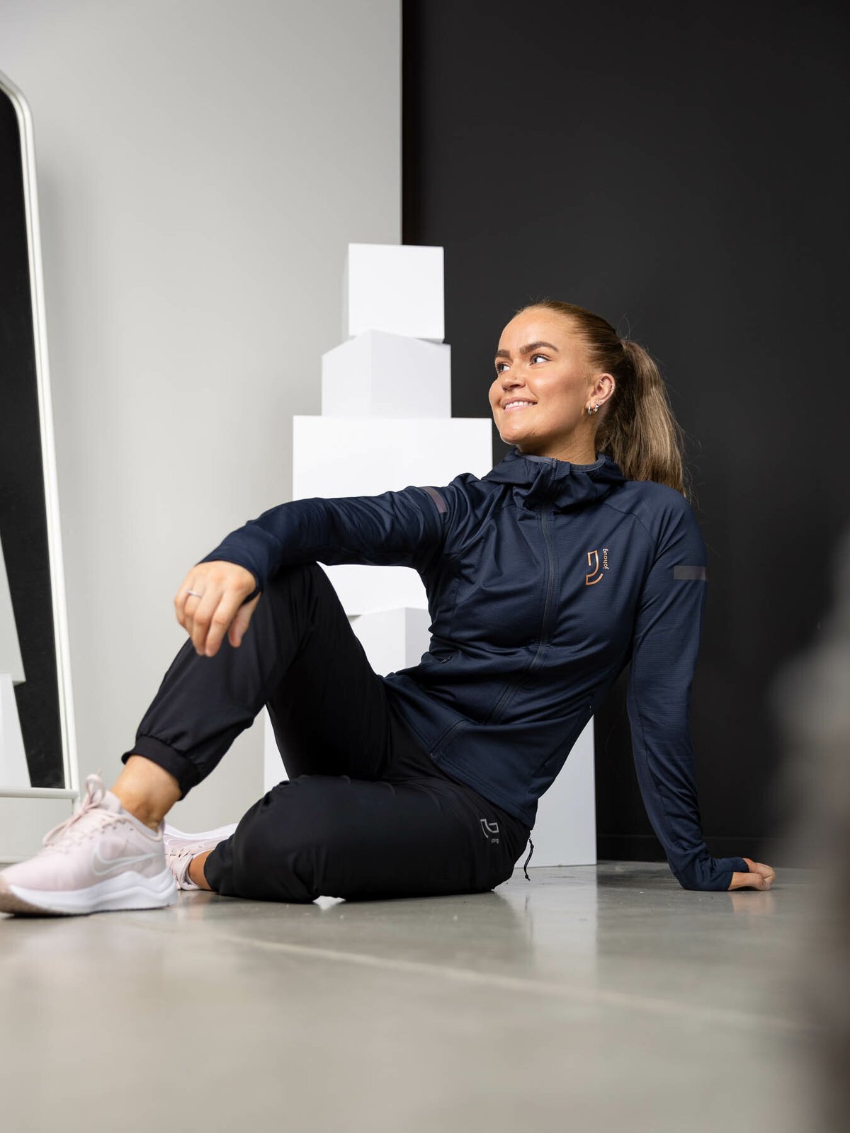 Johaug Gleam Full Zip Ink