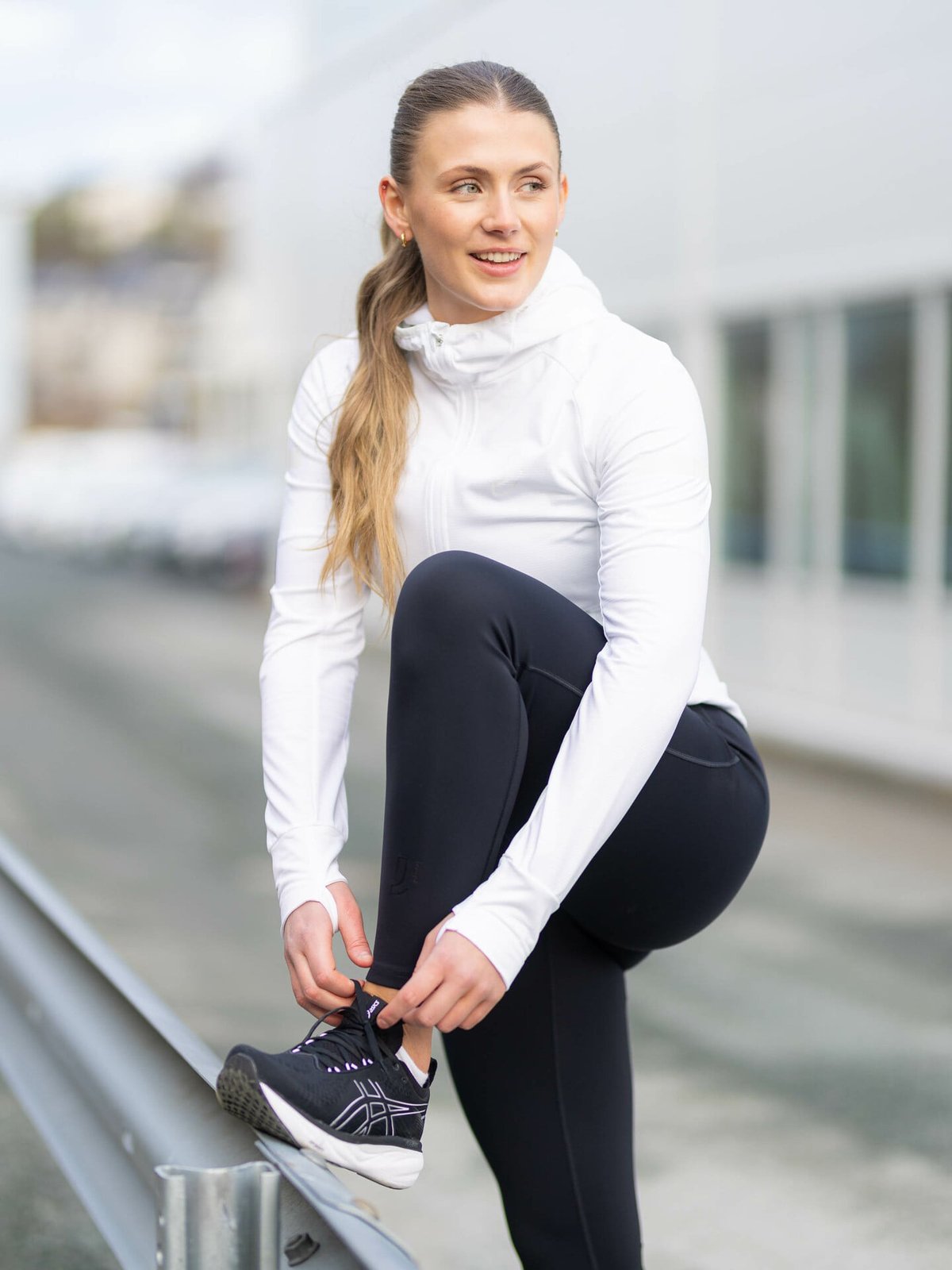 Johaug Gleam Full Zip White