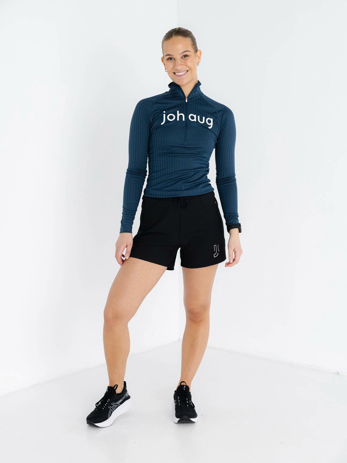 Johaug Strut Microfiber Shorts Black