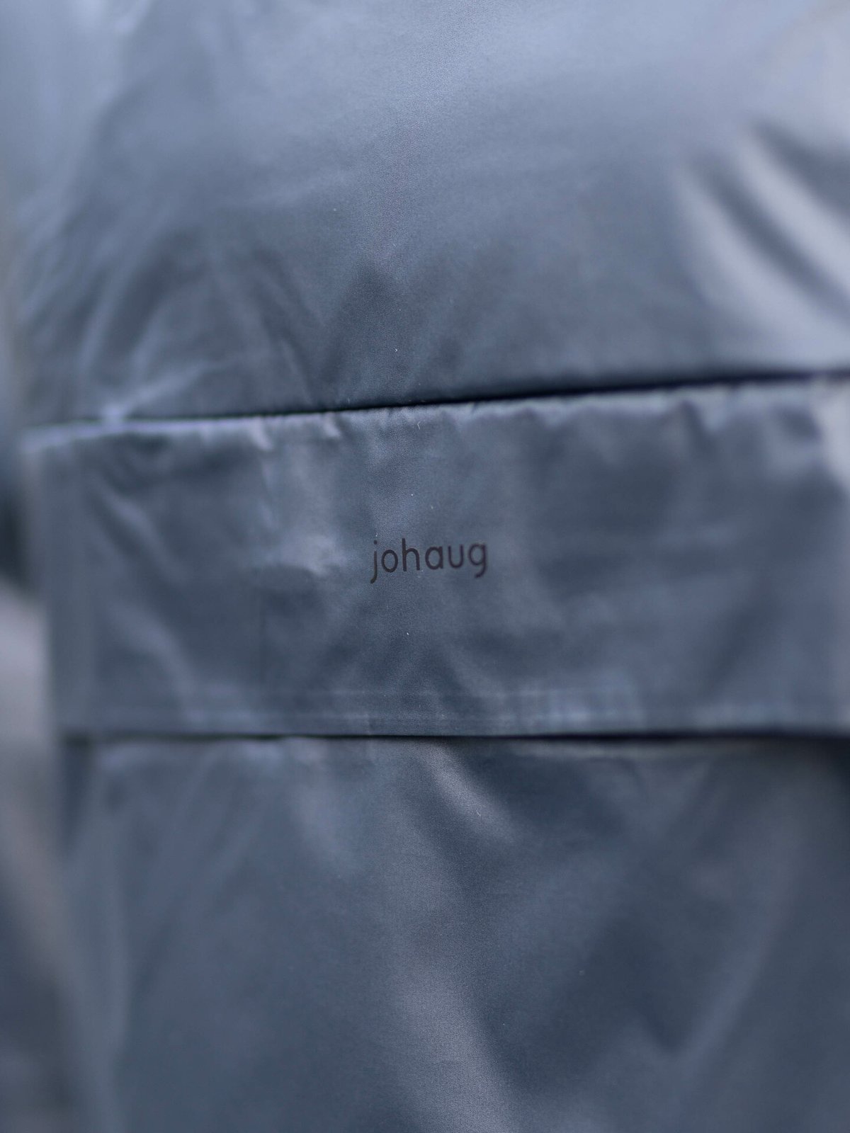 Johaug Windy Light Anorak True Black