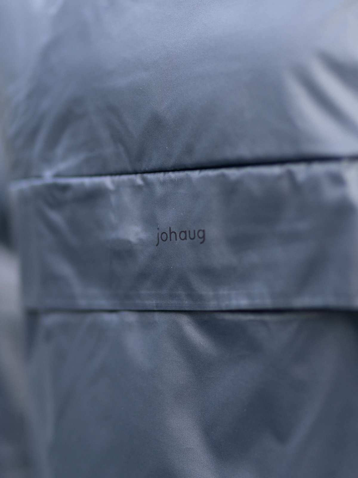 Johaug Windy Light Anorak True Black