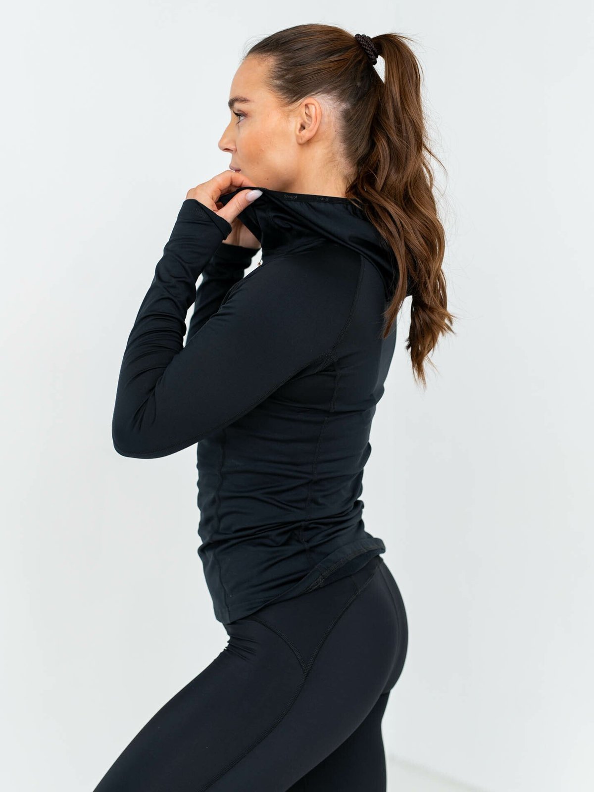 Johaug Bonnet Half Zip Hood True Black