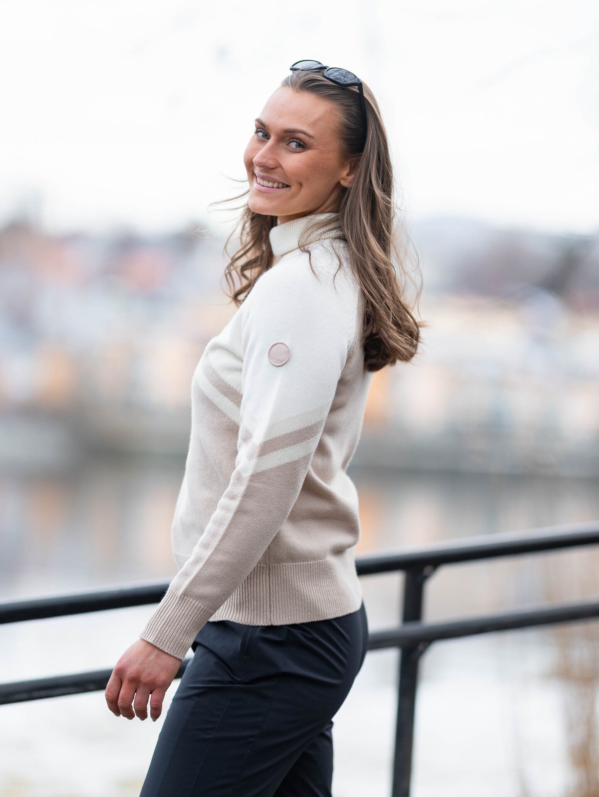 Johaug Alpine Woolmix Rollerneck Cment