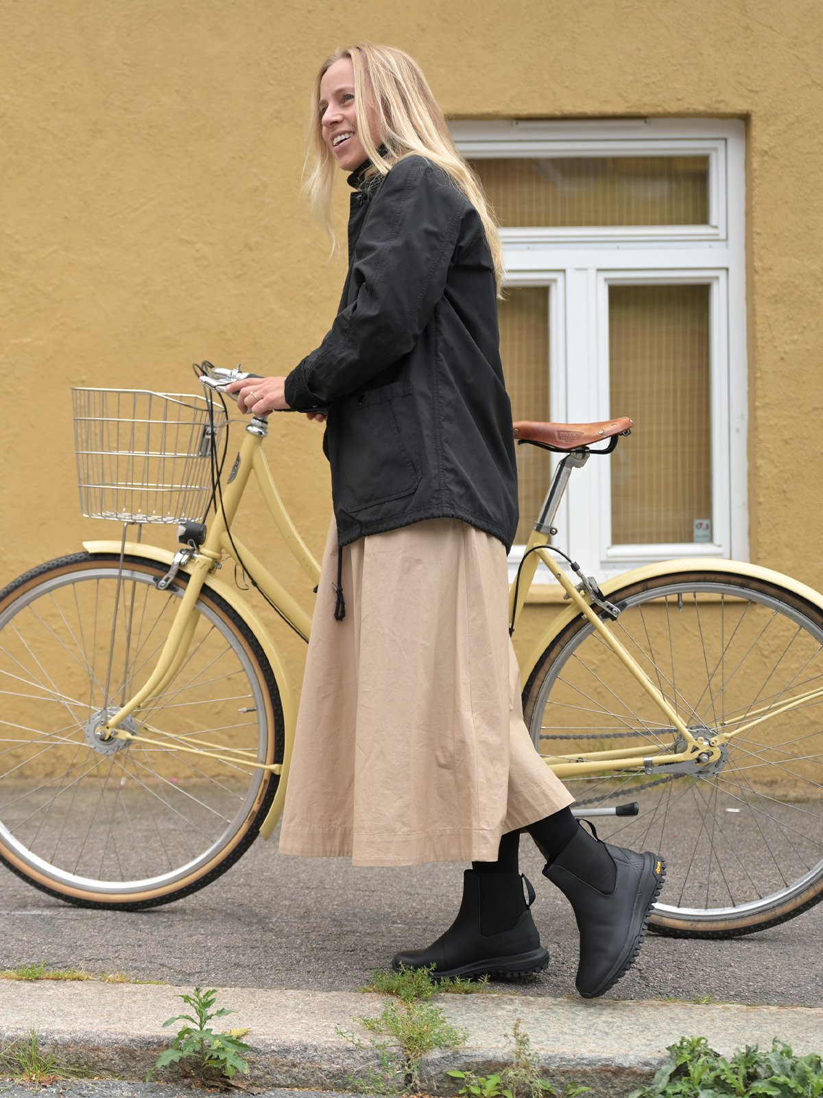 Kastel Sola Deep Black