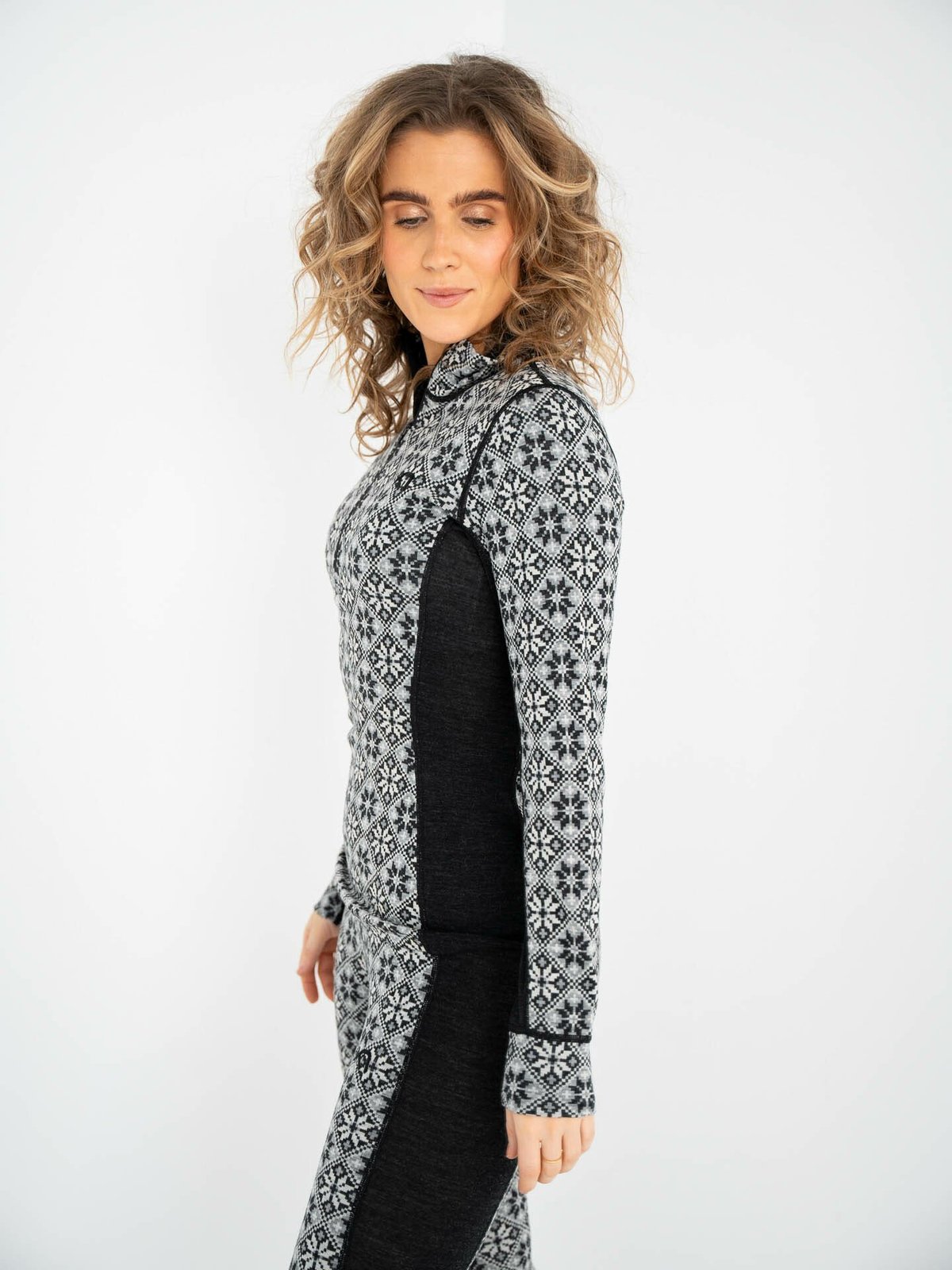 Kari Traa Rose Half Zip Black