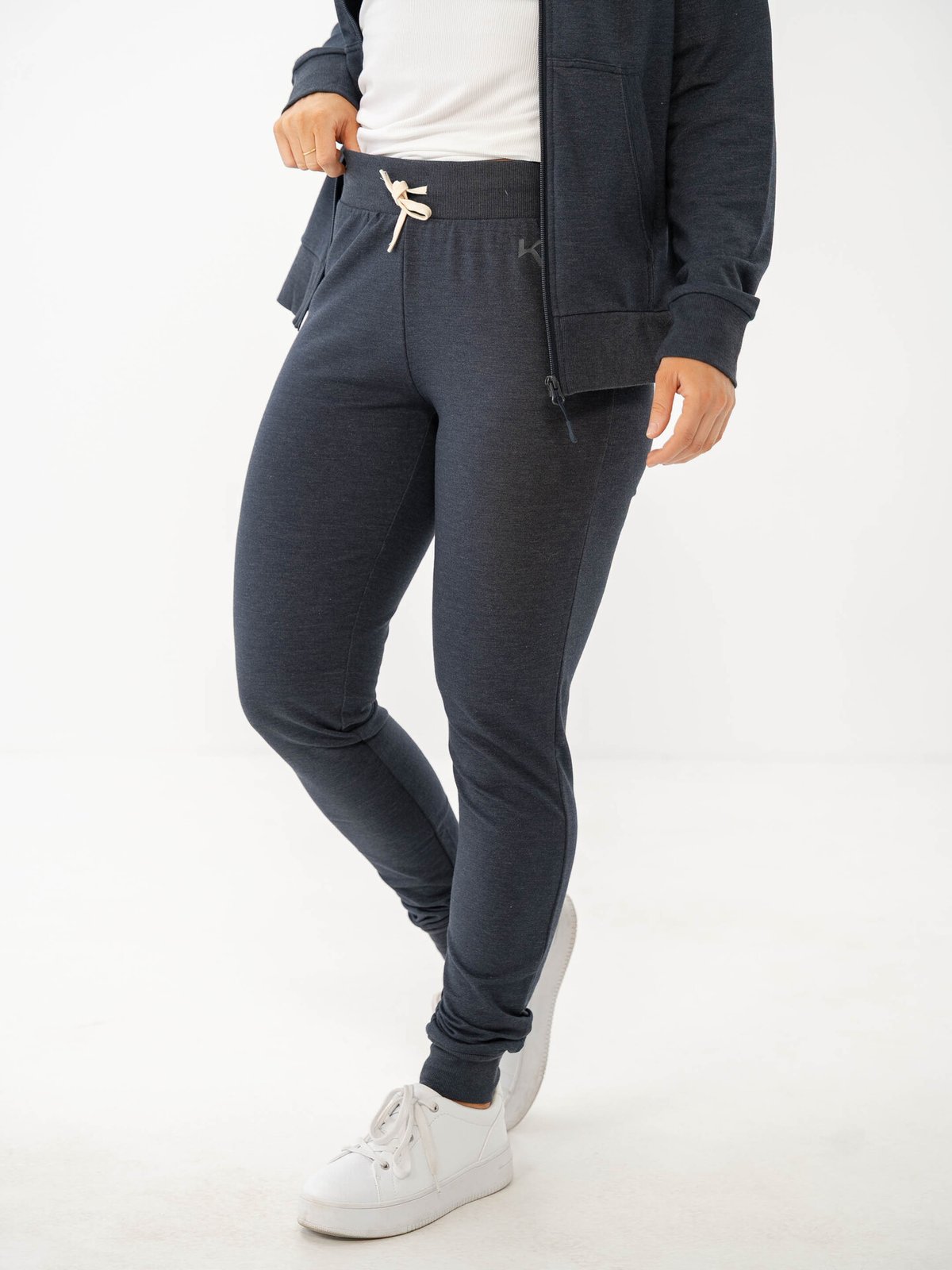 Kari Traa Kari Pant Royal - Get Inspired Exclusive Collection