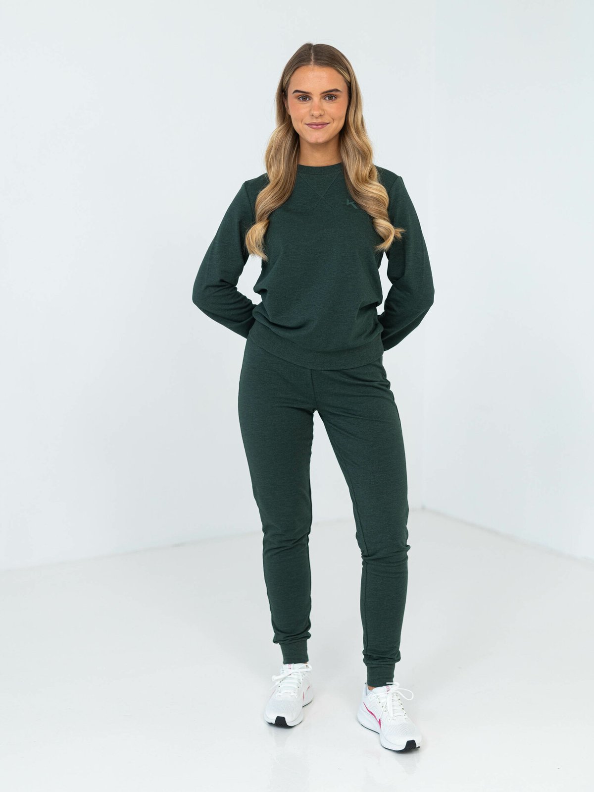 Kari Traa Kari Crew Pine - Get Inspired Exclusive Collection