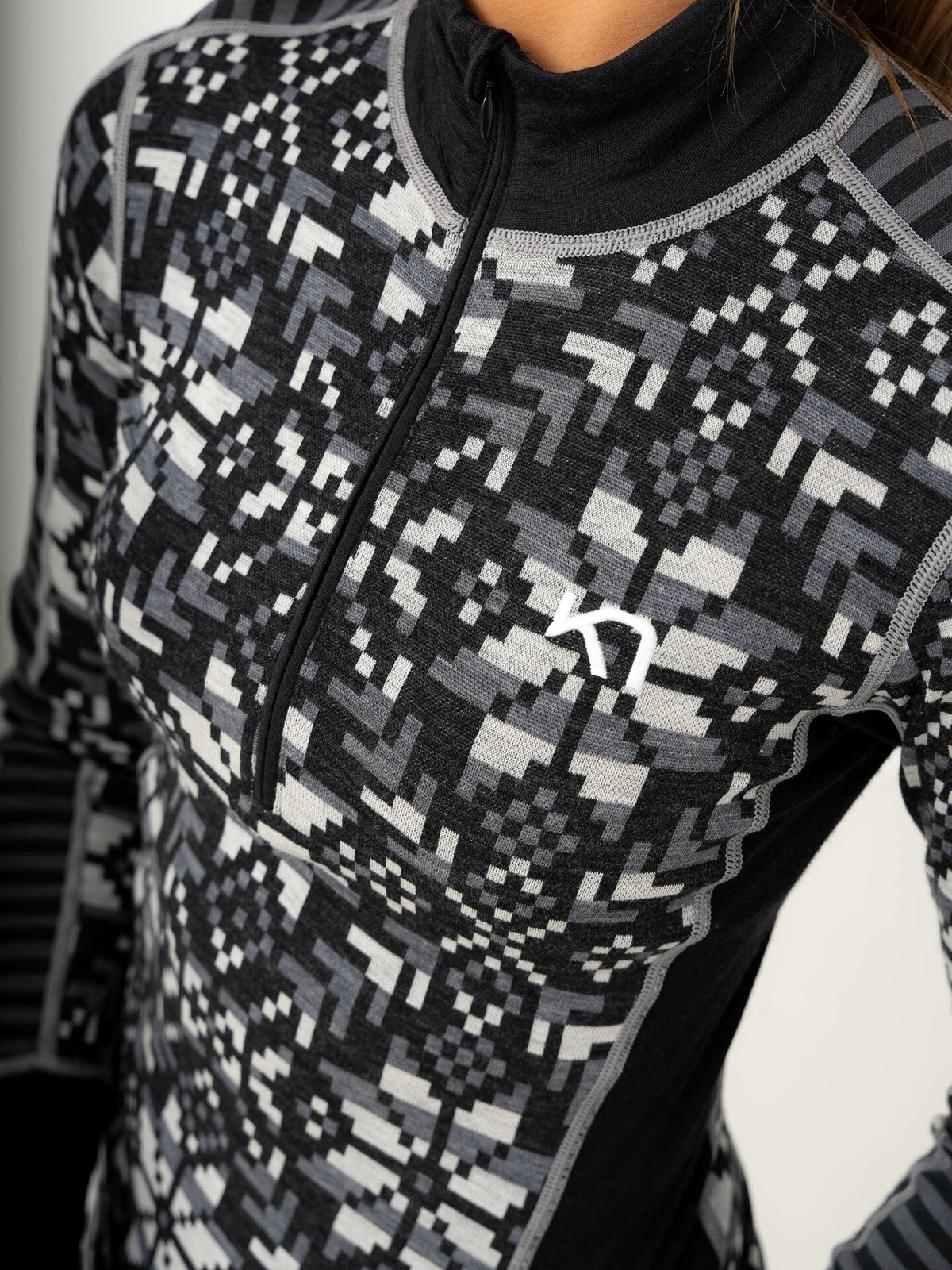 Kari Traa Else Half Zip Black