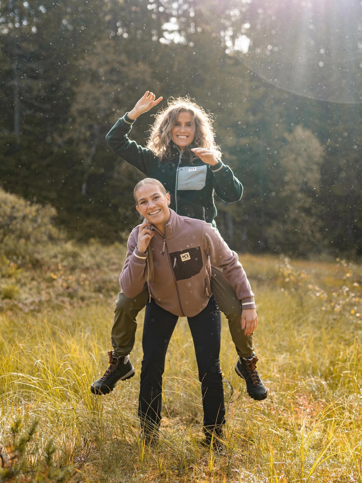 Kari Traa Annie Midlayer Pine - Get Inspired Exclusive Collection