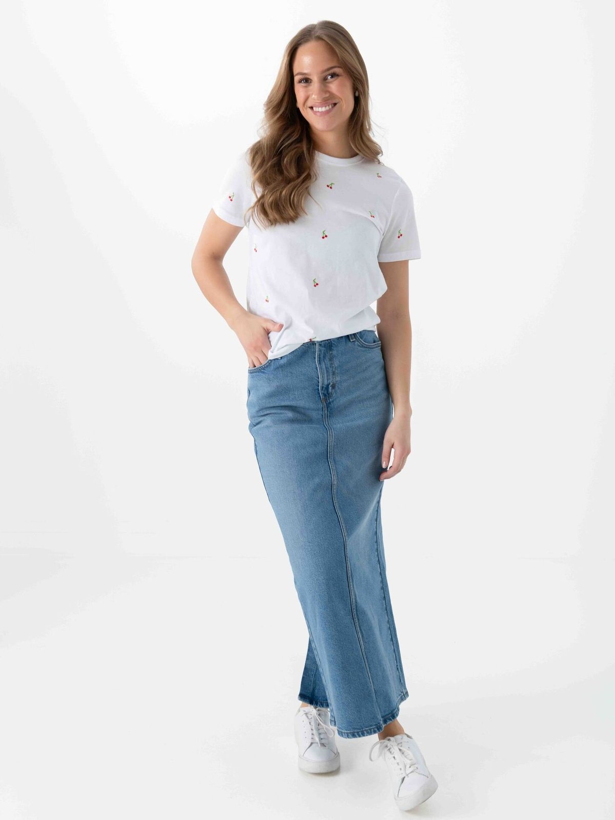 Lee Back Slit Maxi Skirt Tinted Blue