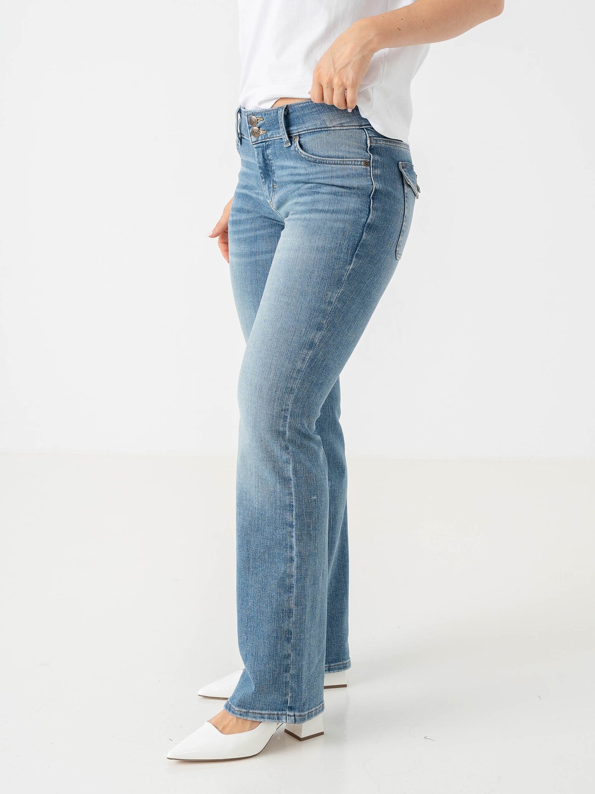 Lee Flat Pocket Jessica Flowing River