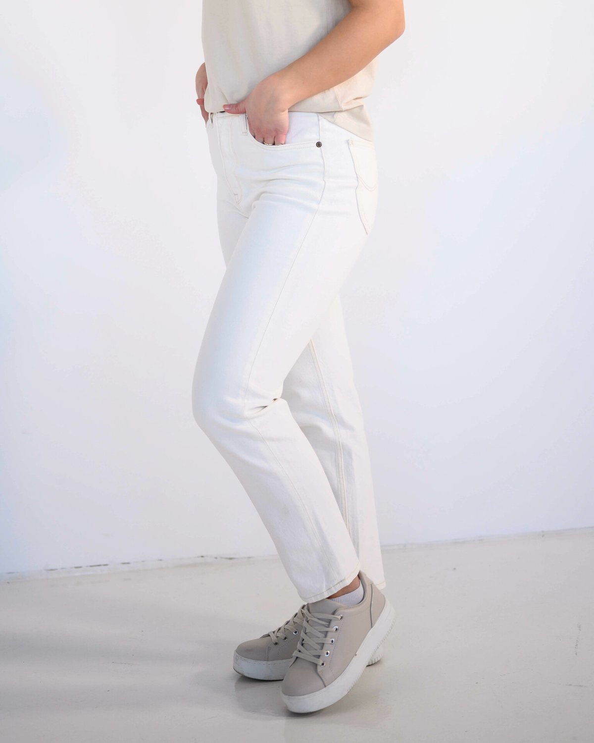 Lee Carol Straight Concrete White