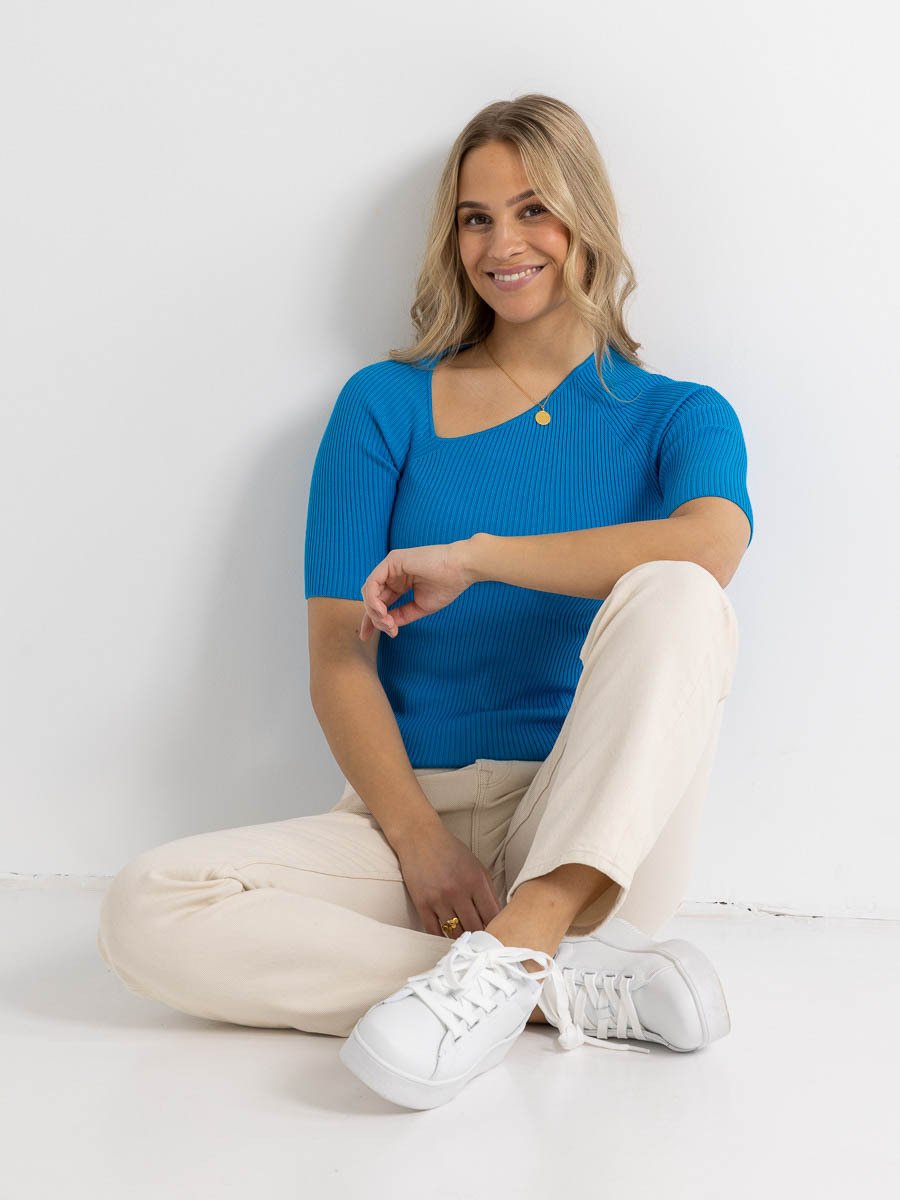 Lee Carol Straight Ecru