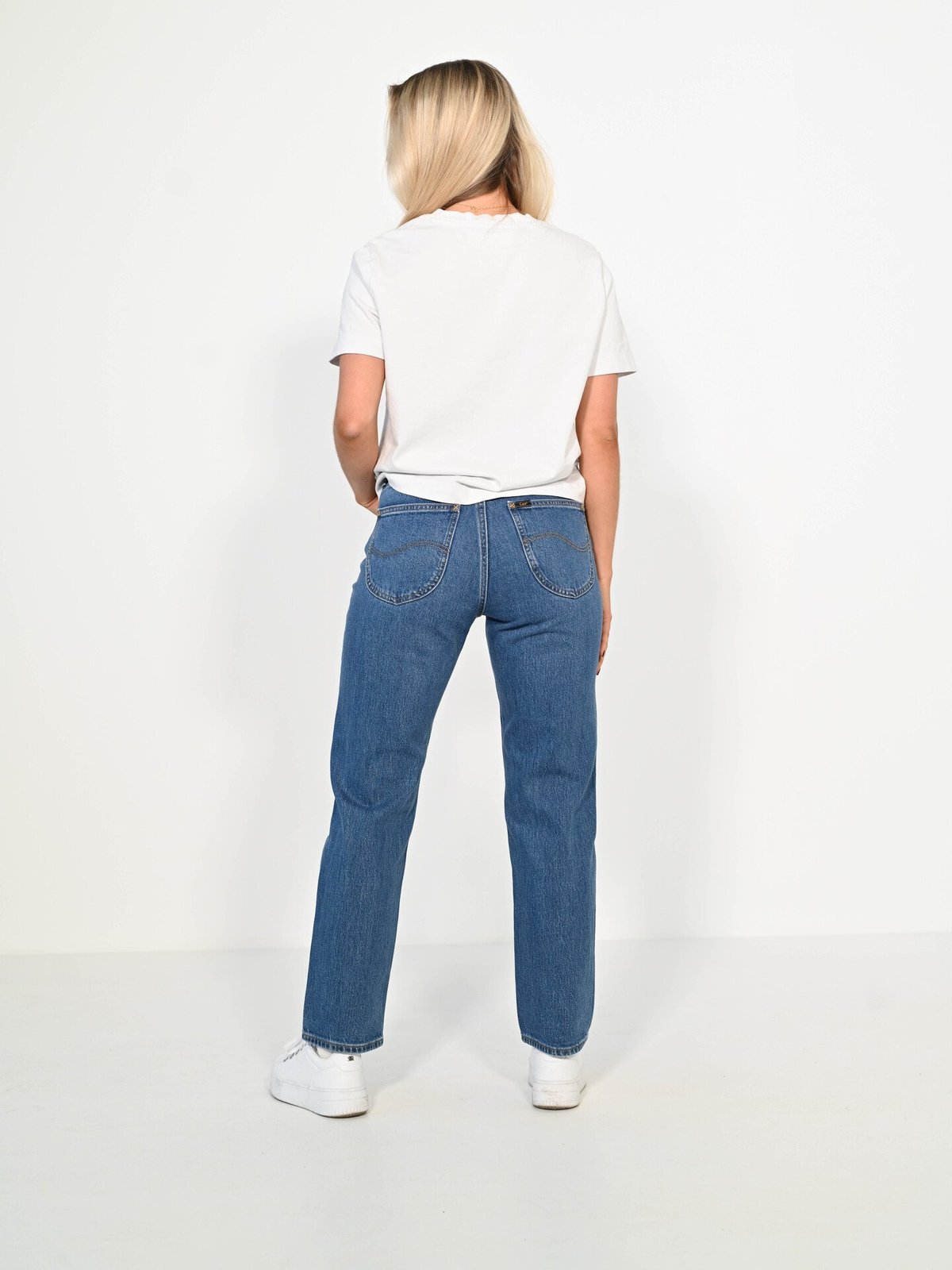 Lee Carol Straight Worn Iris