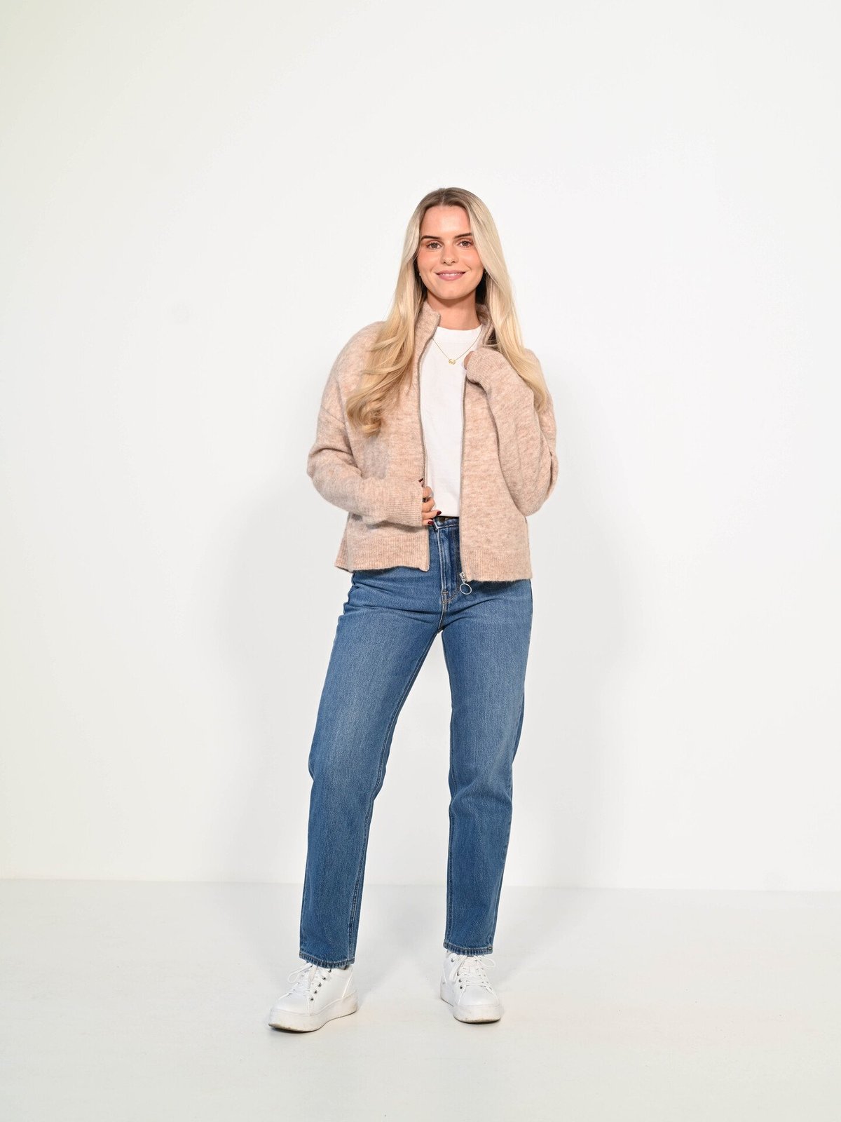 Lee Carol Straight Worn Iris