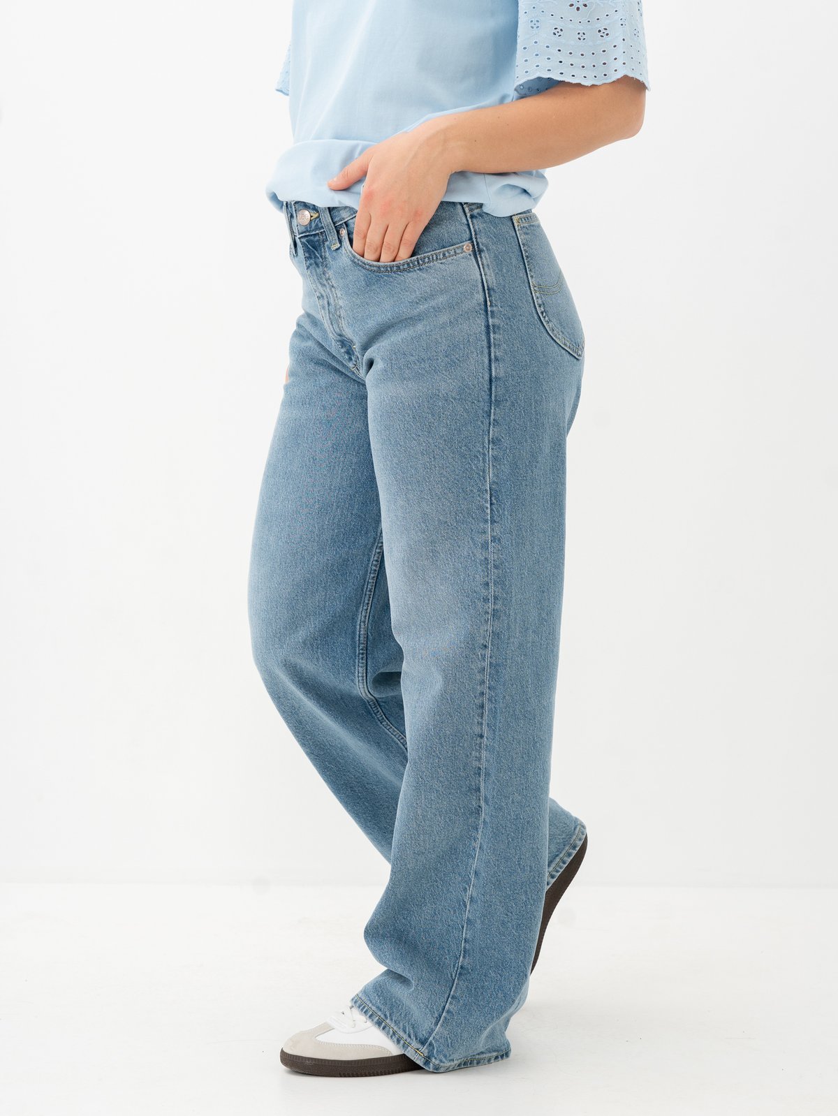 Lee Rider Loose Blue Koi