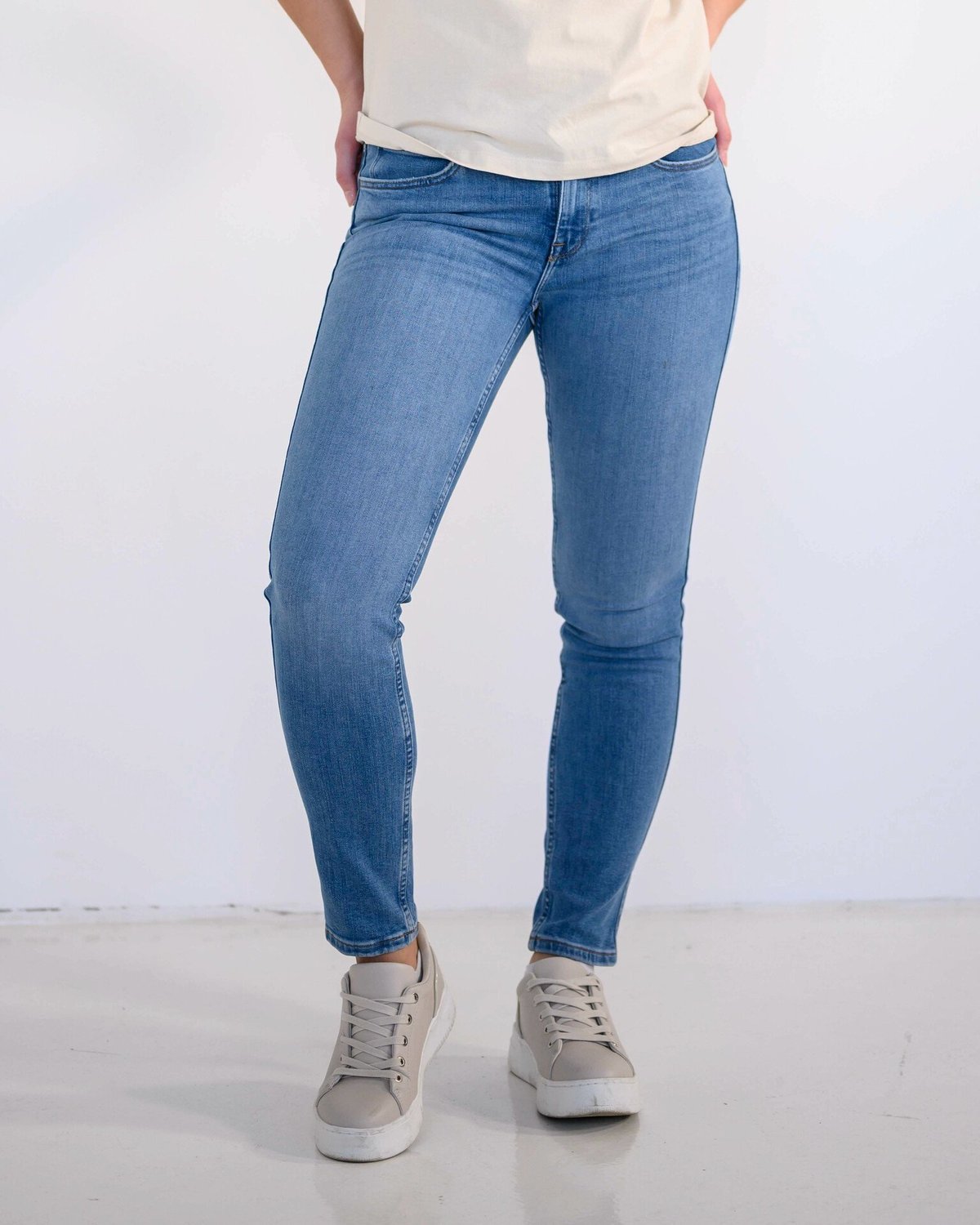 Lee Scarlett Skinny Mid Waist Conversation