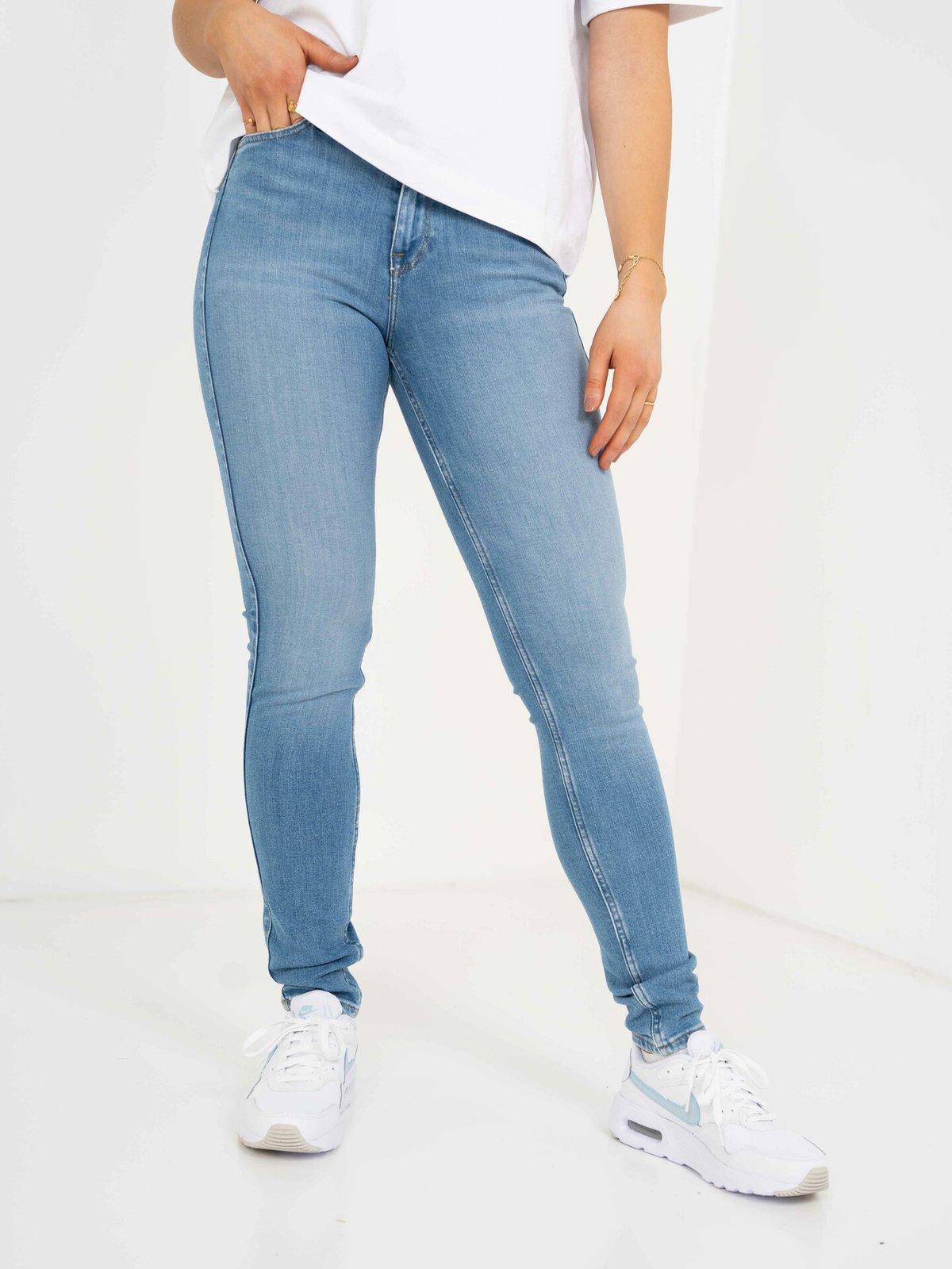 Lee Scarlett Skinny High Rushing in Light