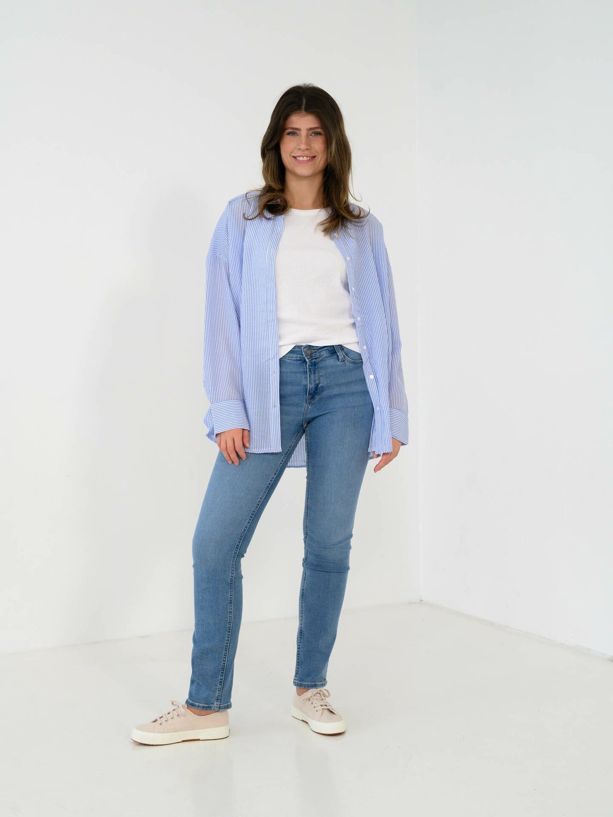 Lee Marion Straight Partly Cloudy