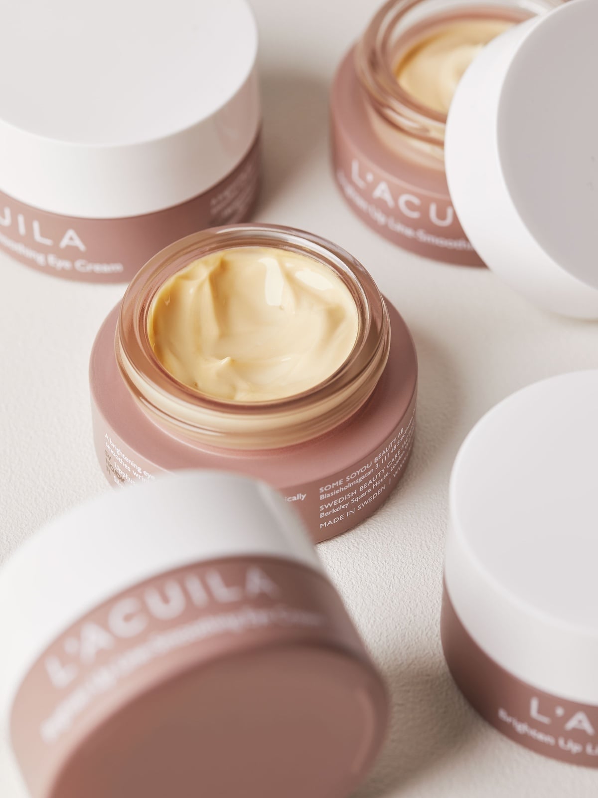 L-Acuila Brighten Up Line-Smoothing Eye Cream 15ml Flerfarget