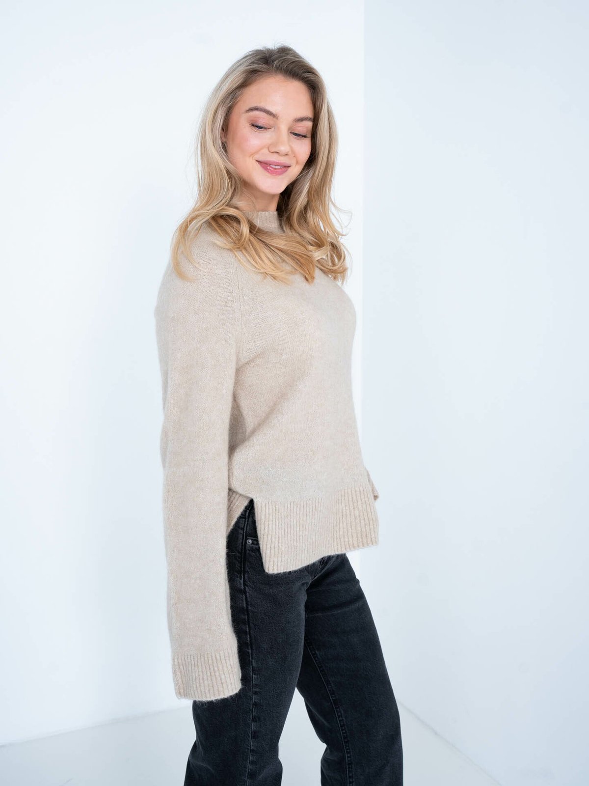 MSCH Copenhagen Ceara Hope Raglan Pullover Trench Coat