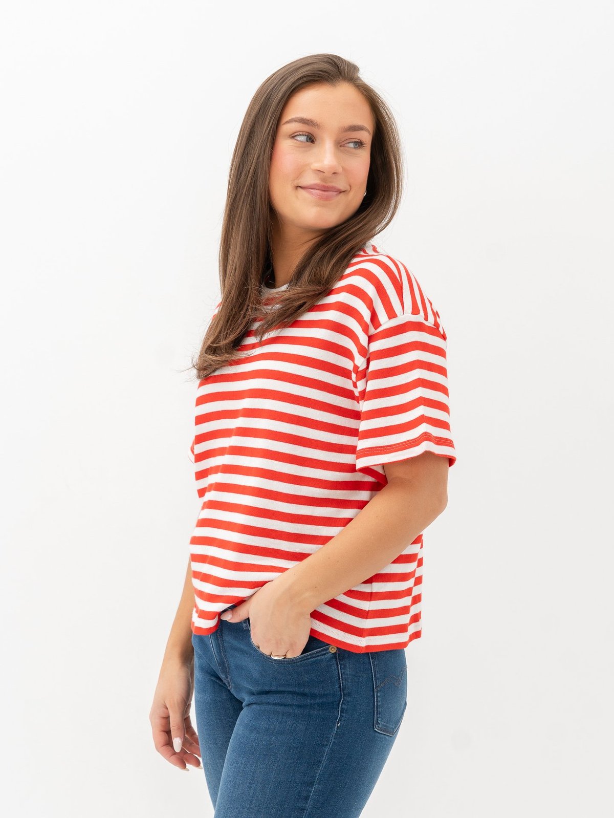 MSCH Copenhagen Kemba Bahara Short Sleeve Pullover V Ice/F Scarlet