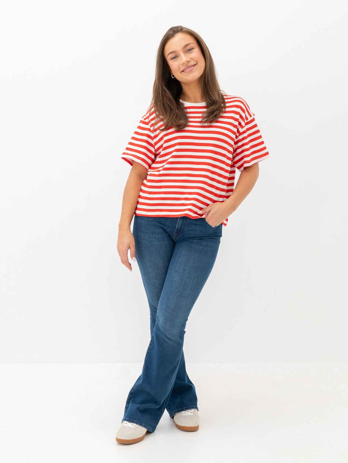 MSCH Copenhagen Kemba Bahara Short Sleeve Pullover V Ice/F Scarlet