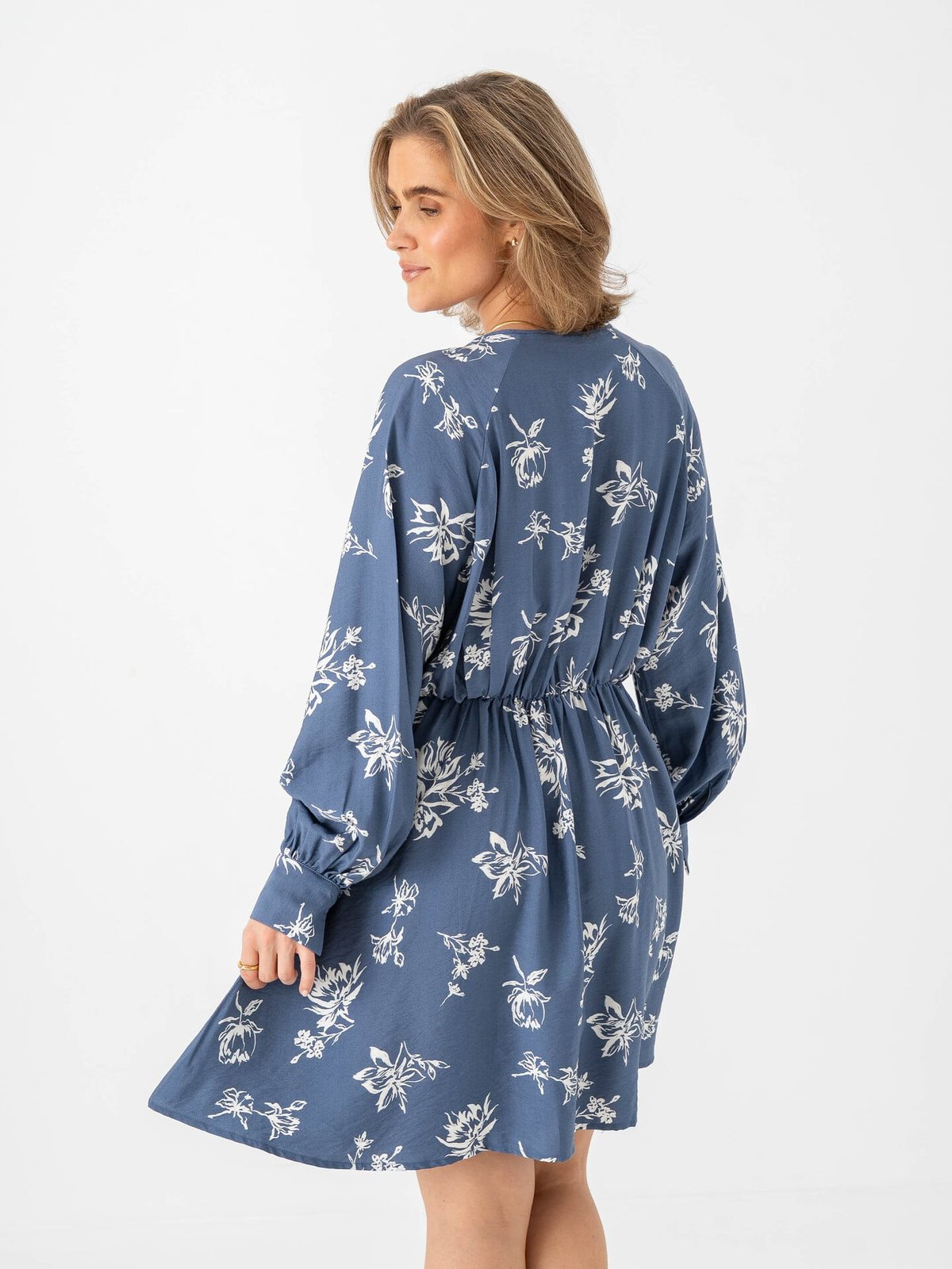 MSCH Copenhagen Andena Amabella Shirt Dress V Indigo Flower