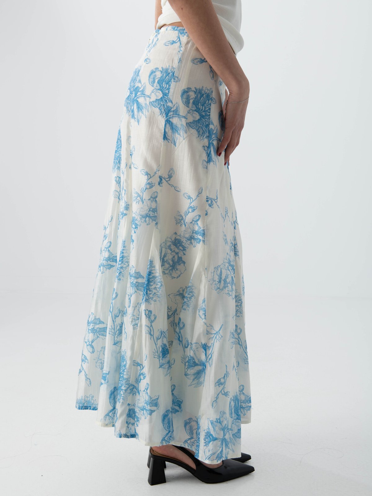 MSCH Copenhagen Evangelia High Waist Skirt M Blue Flower