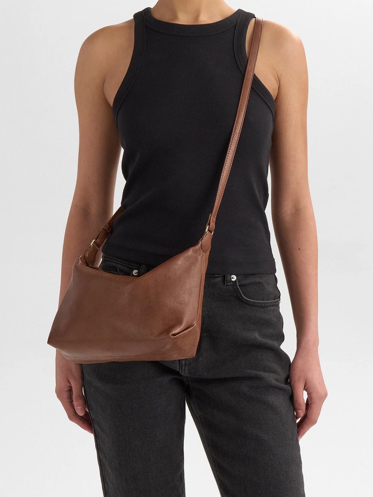 Markberg NyraMBG Cross Bag Cognac w/Br. Gold