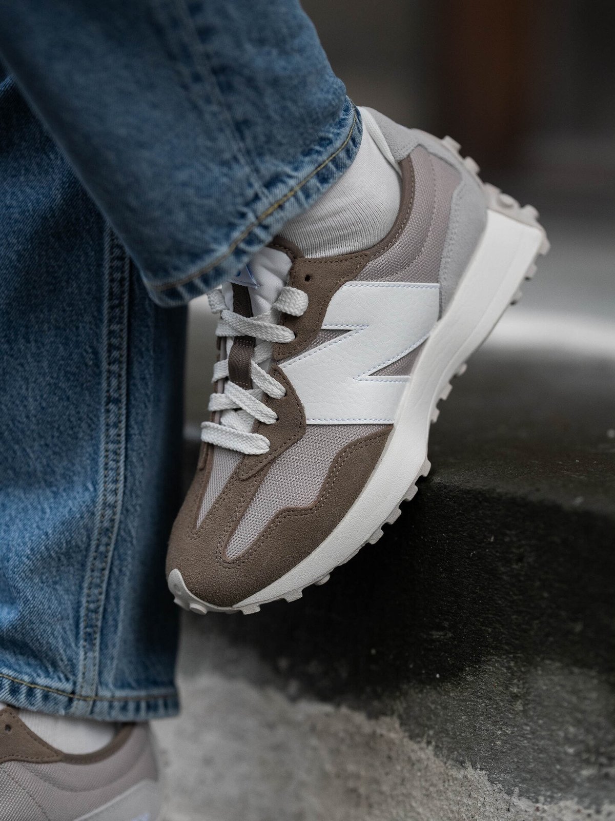 New Balance U327 Mushroom