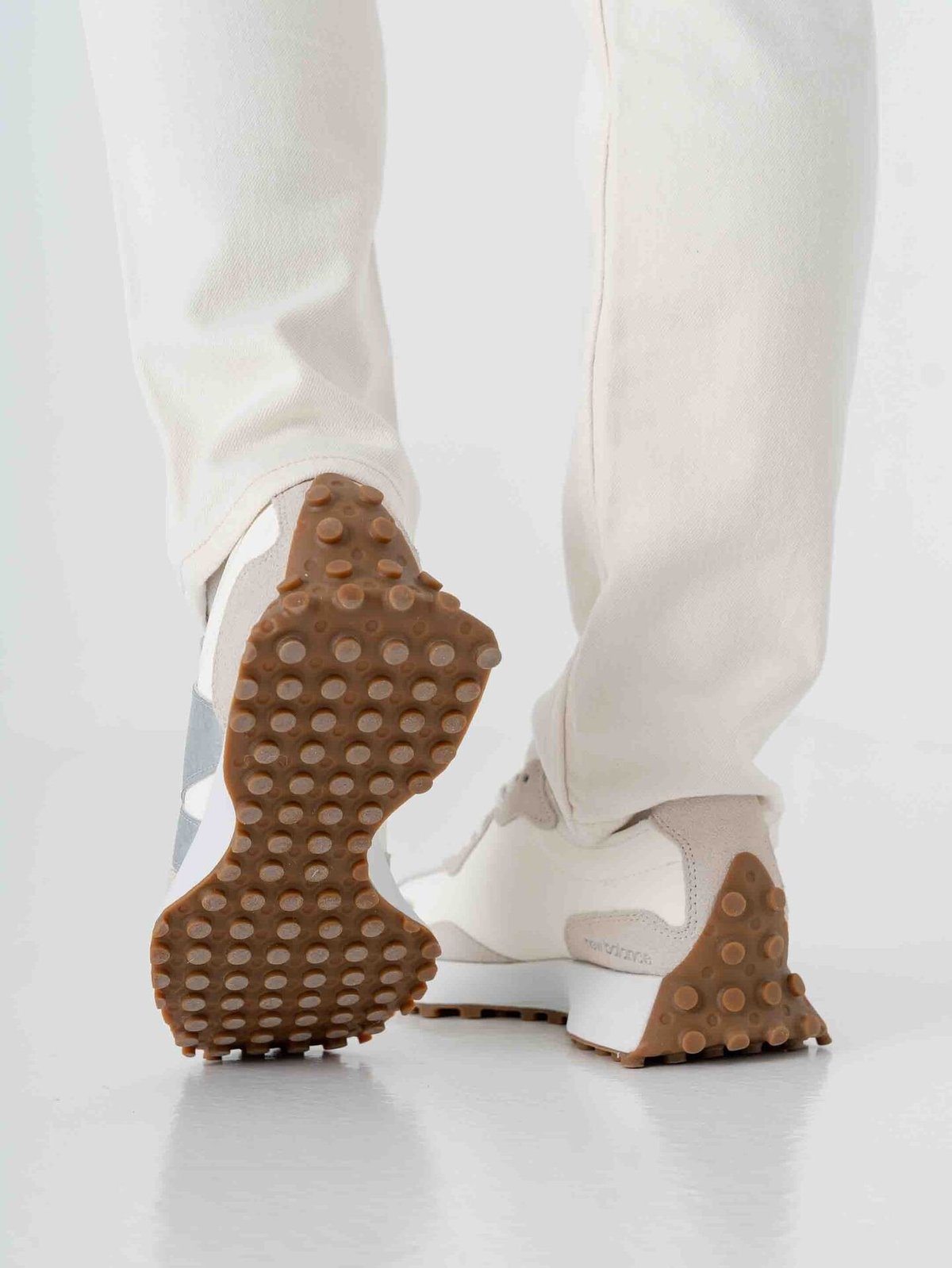 New Balance W327 Beige