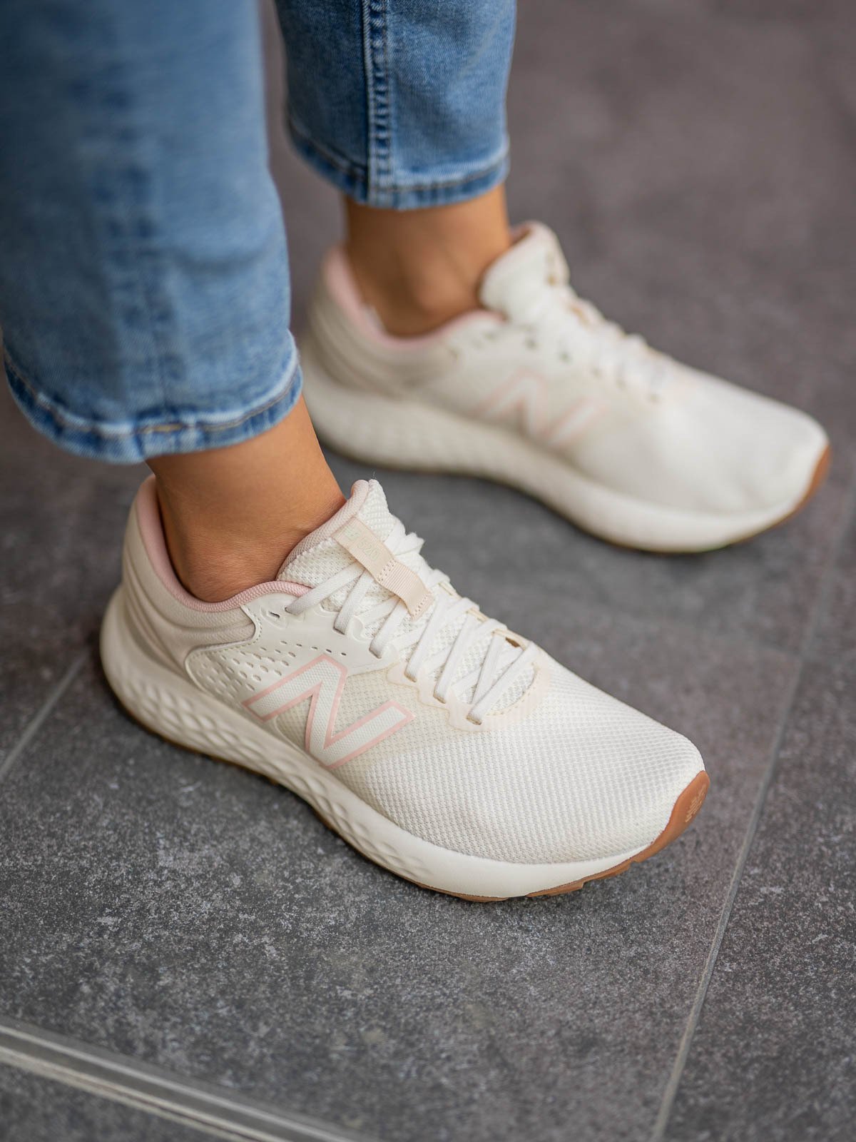 New Balance 520 v7 Sea Salt