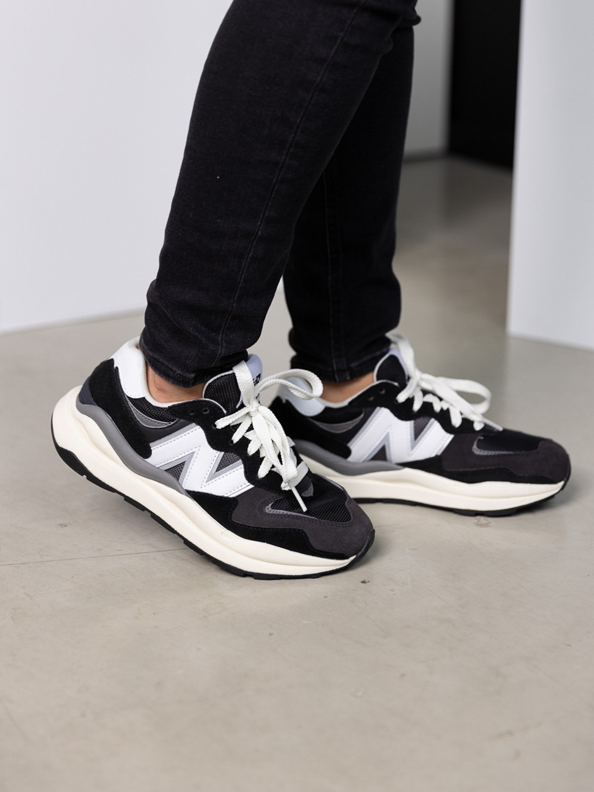 New Balance W5740 Black