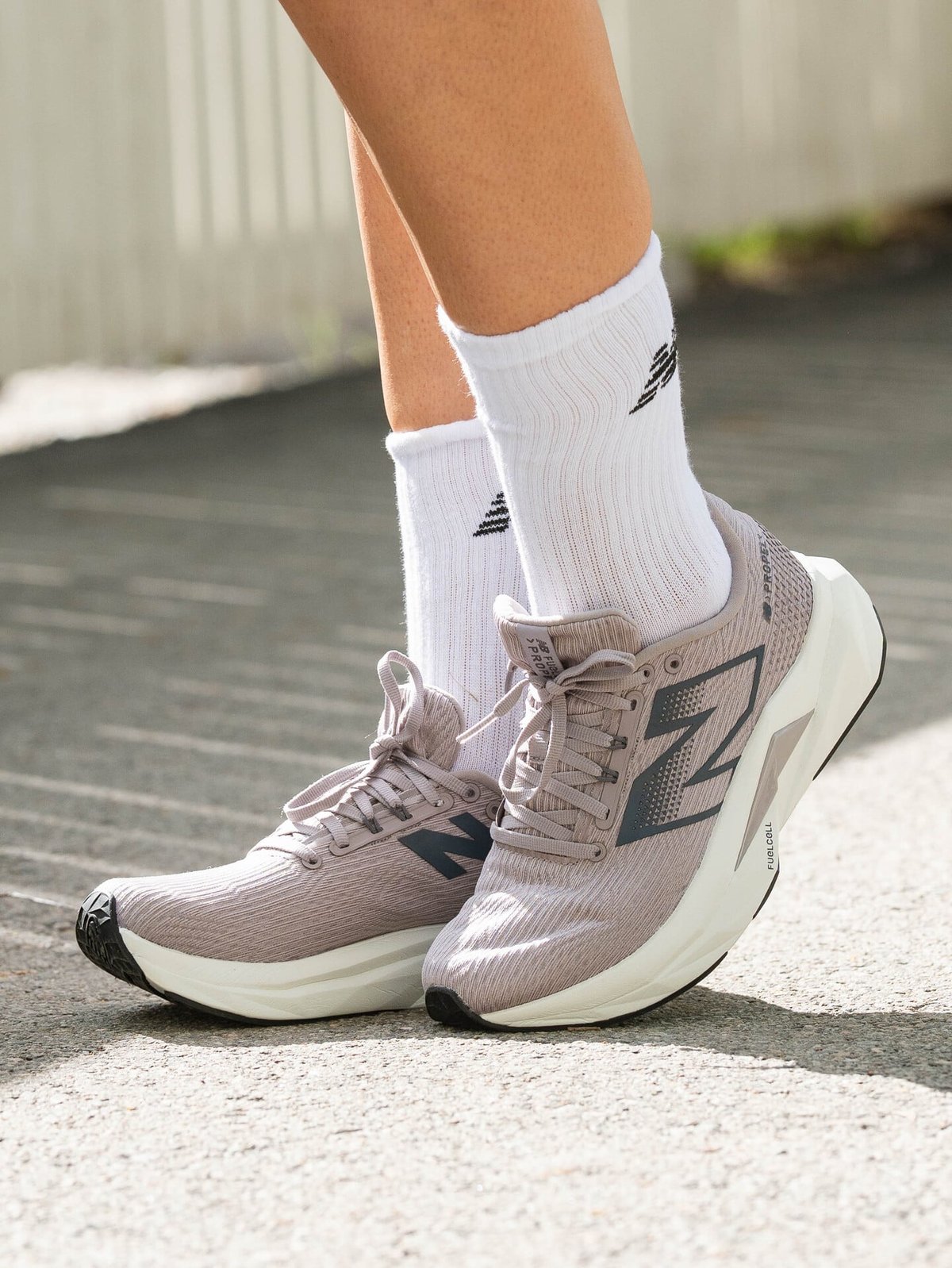 New Balance FuelCell Propel v5 Candied Violet